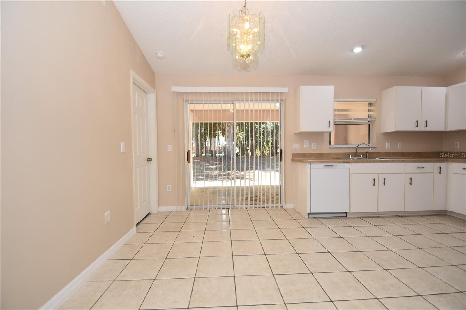 LEHIGH WOODS - Residential Lease