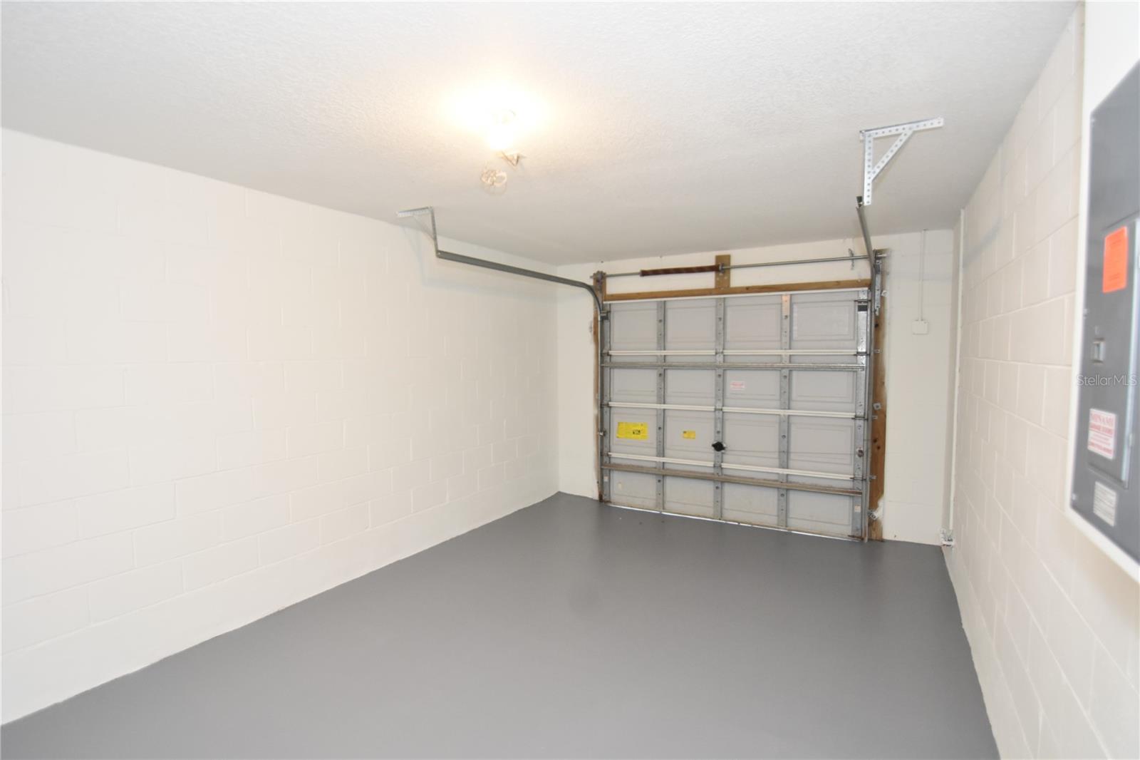 LEHIGH WOODS - Residential Lease