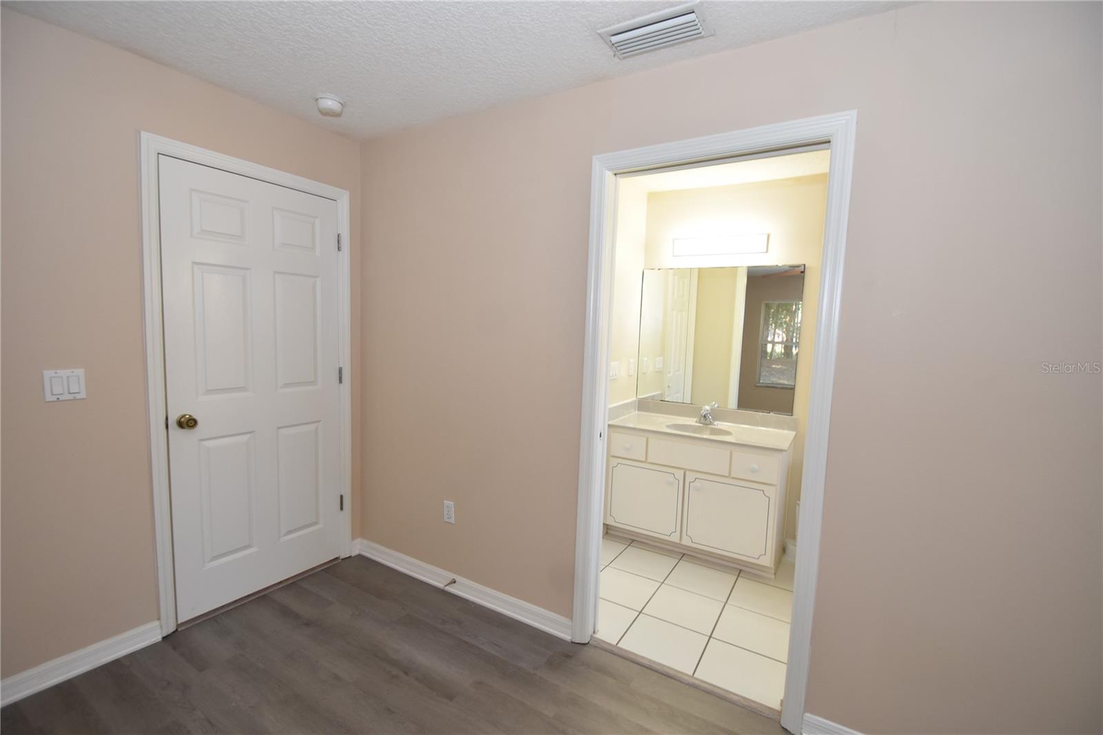 LEHIGH WOODS - Residential Lease