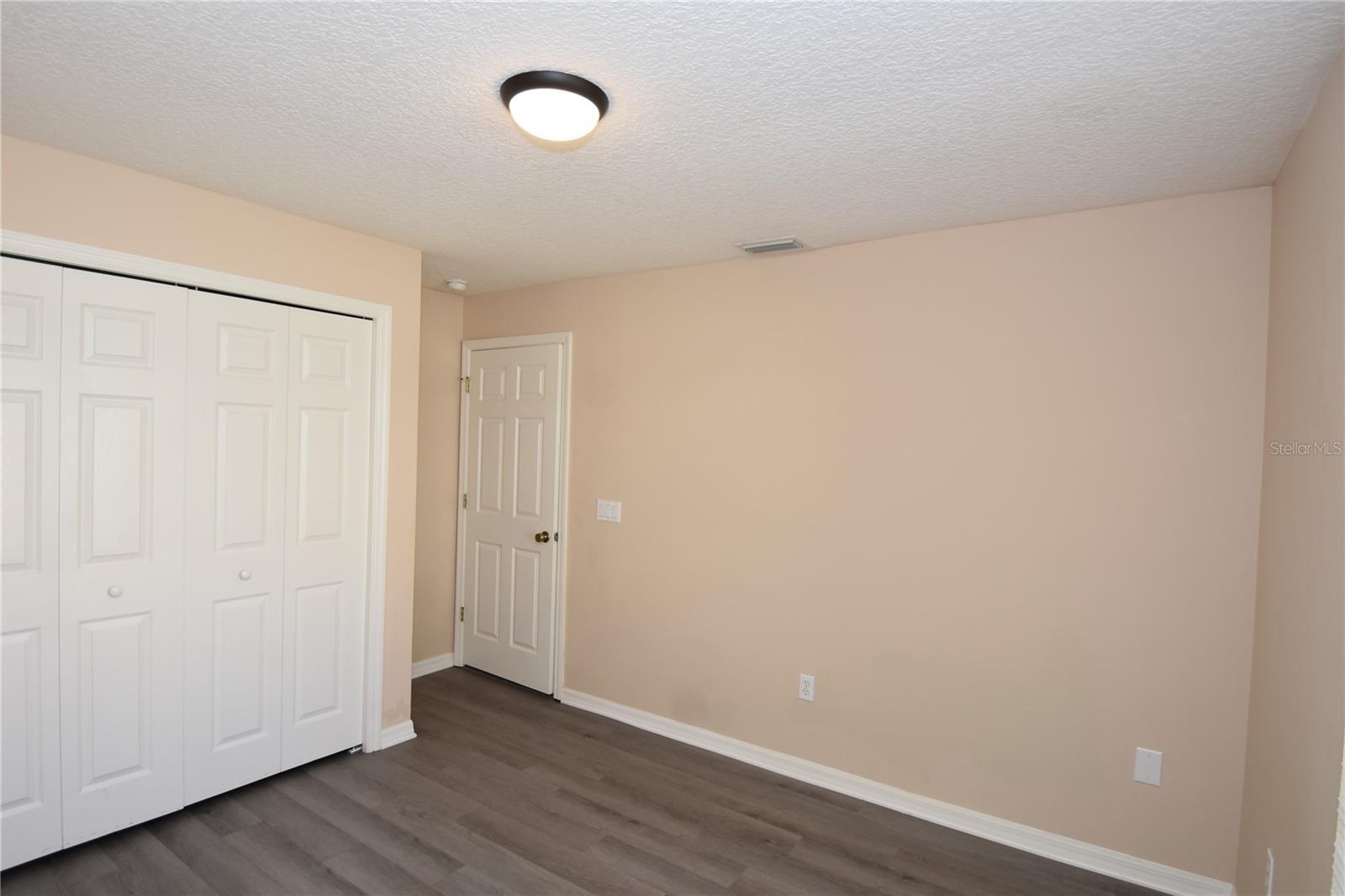 LEHIGH WOODS - Residential Lease