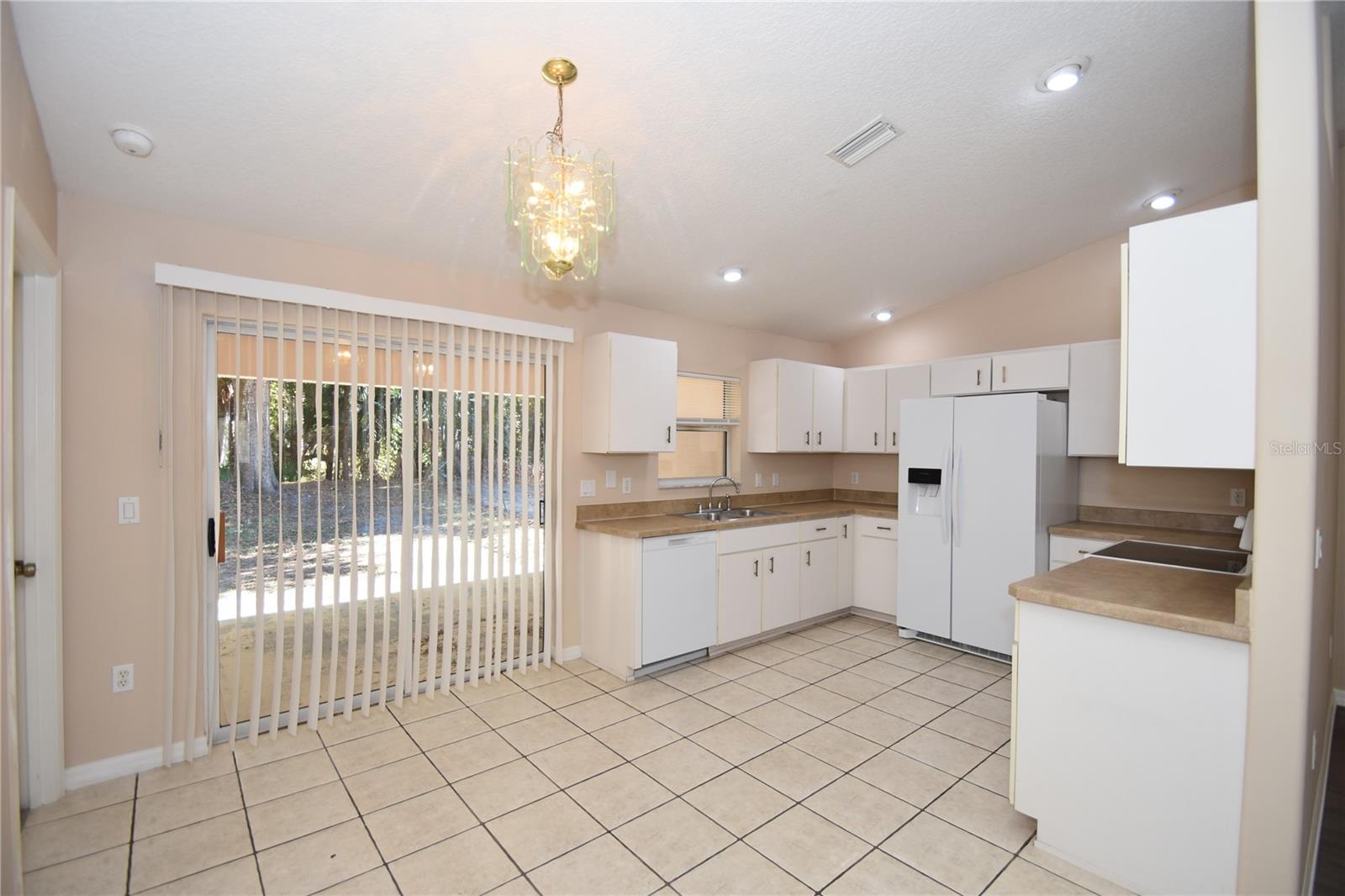 LEHIGH WOODS - Residential Lease