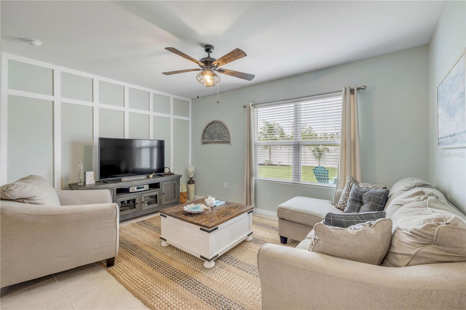 2733 NEVERLAND DRIVE