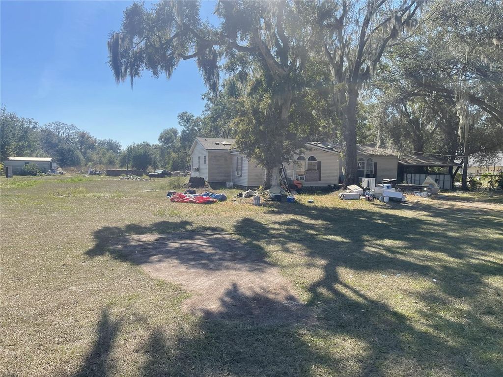 Photo of 401 Sparkman Road, Plant City, FL 33566 (MLS # TB8450804)