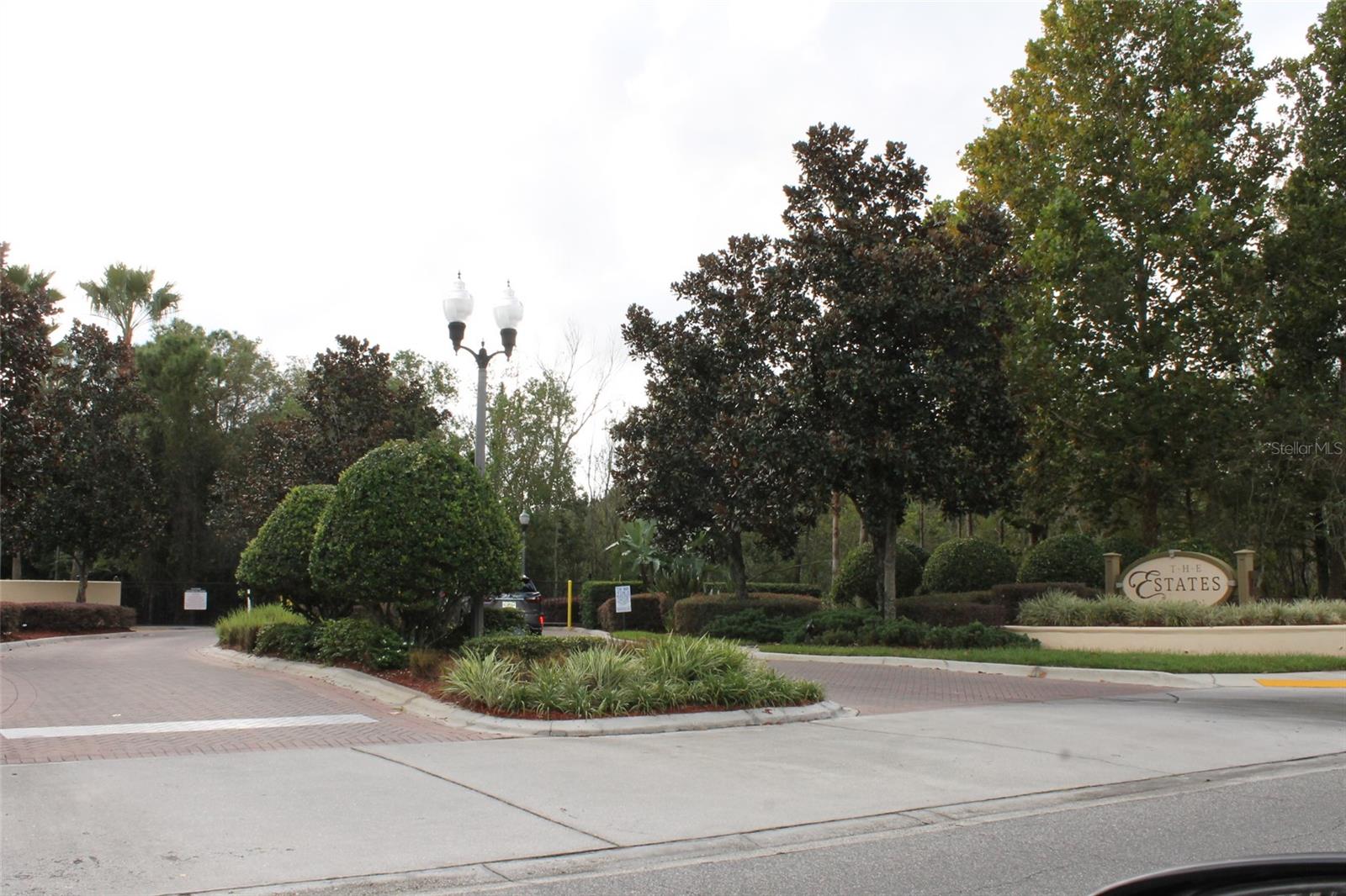 CHARLEST TOWNE/PK CENTRAL - Residential Lease