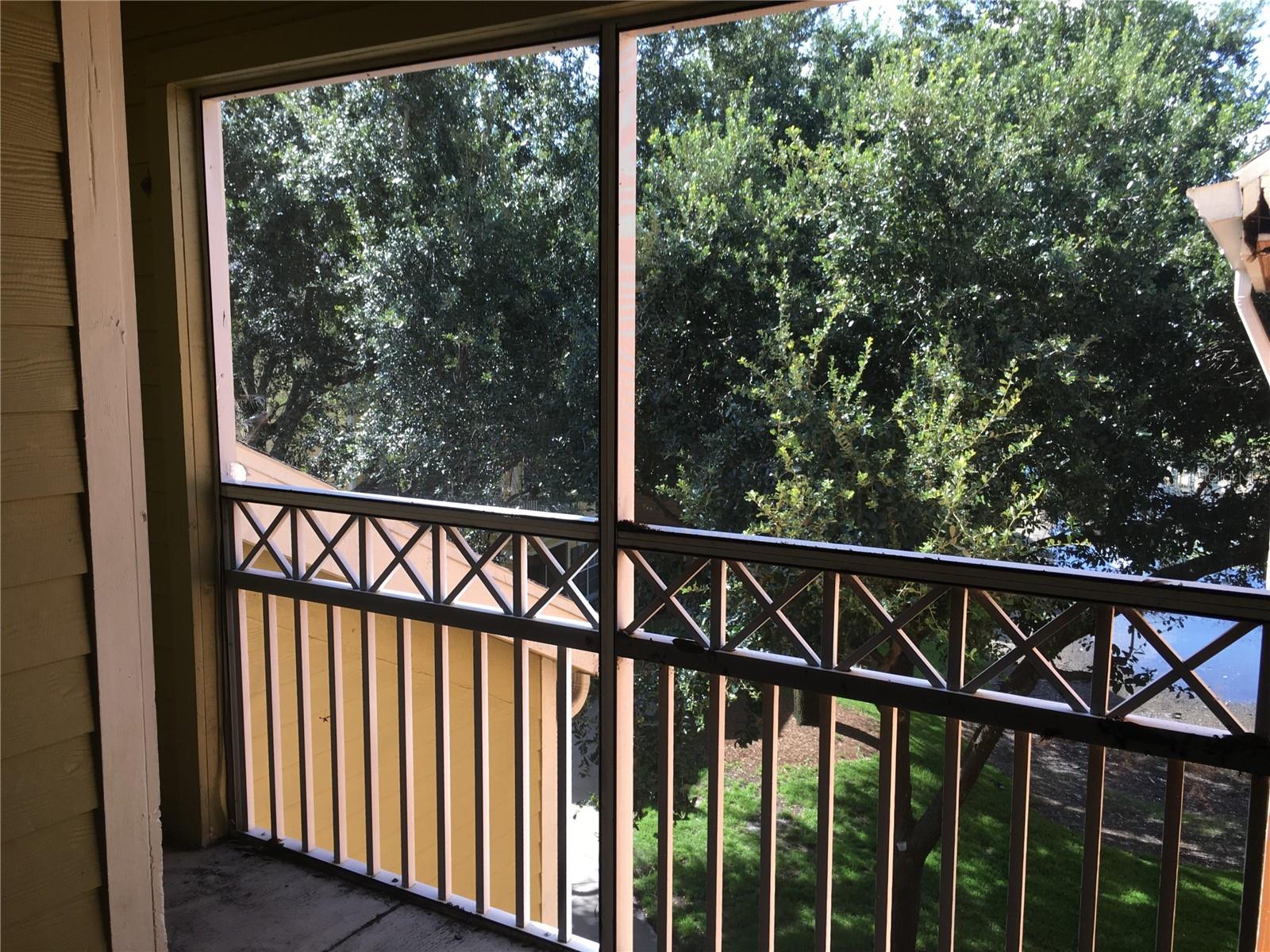 CHARLEST TOWNE/PK CENTRAL - Residential Lease