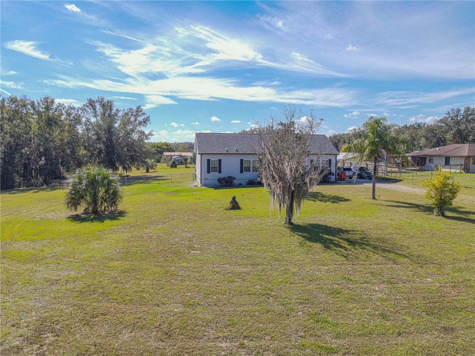 DERBY OAKS - Residential