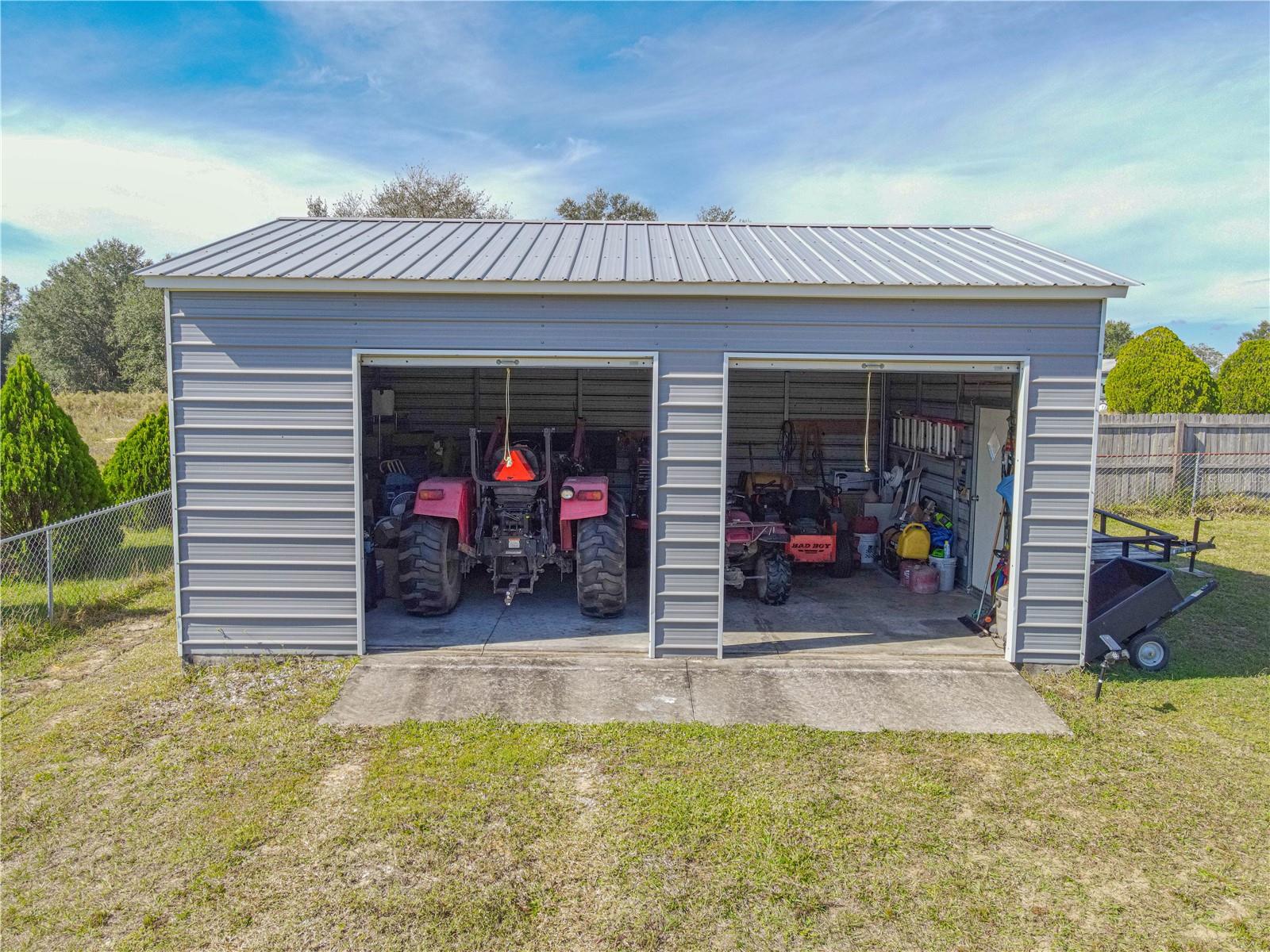 DERBY OAKS - Residential