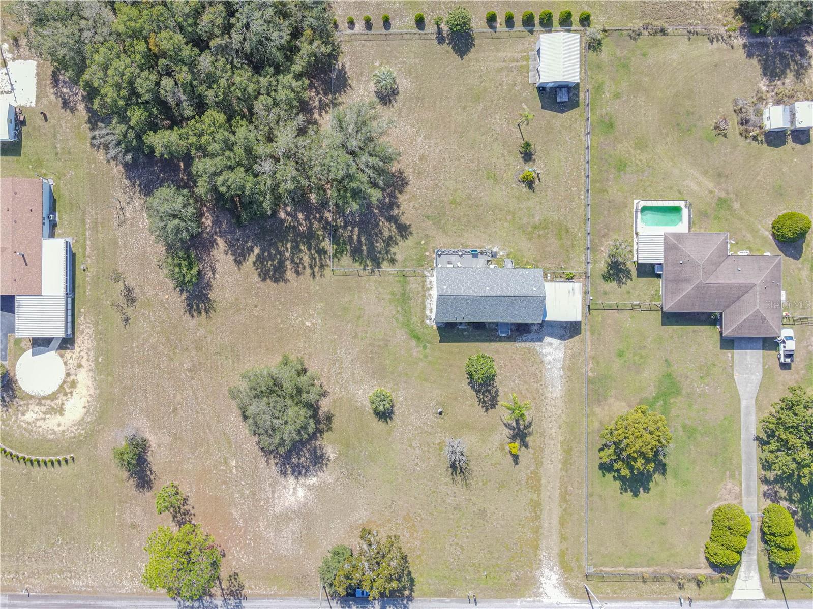 DERBY OAKS - Residential