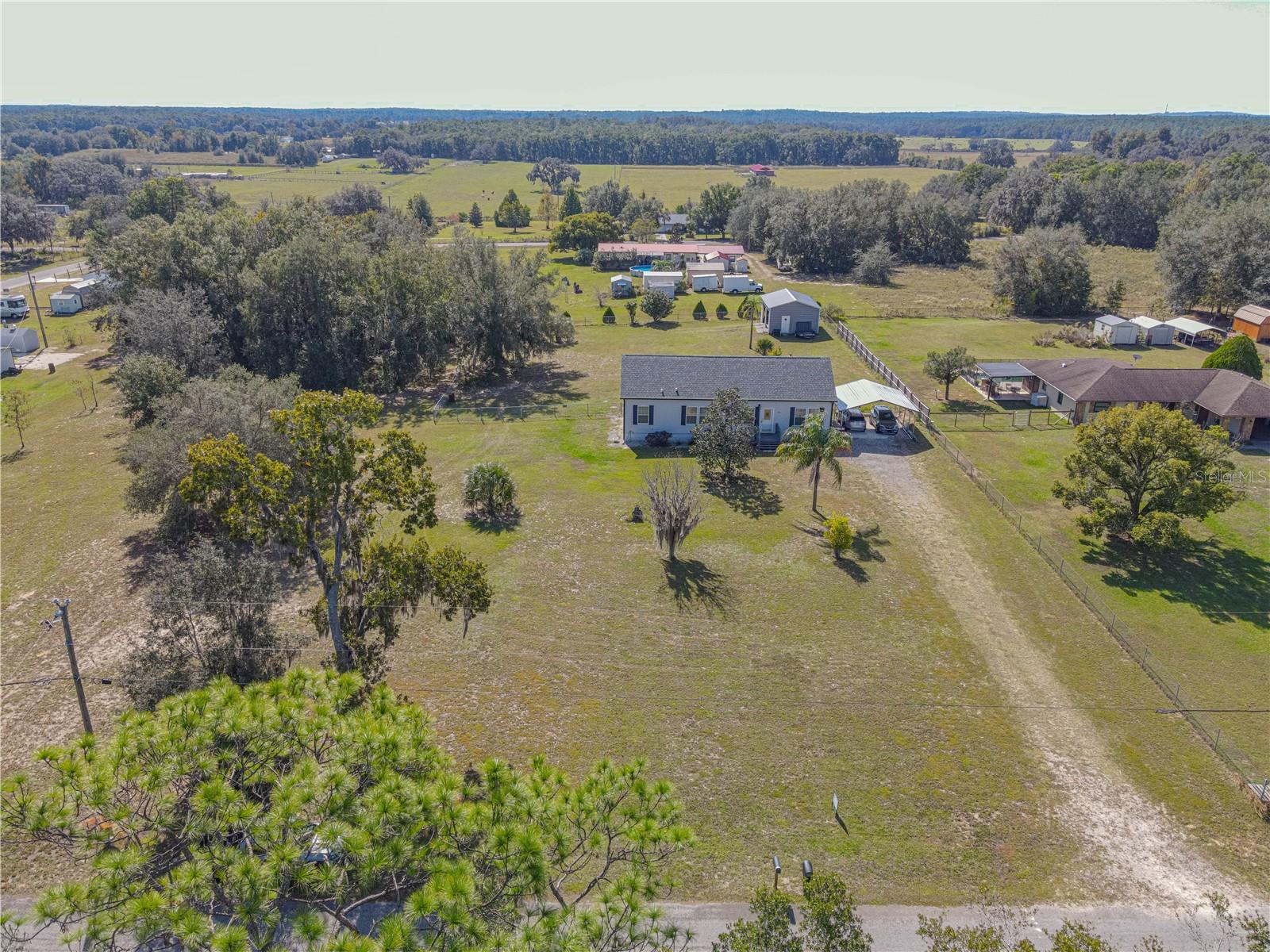 DERBY OAKS - Residential