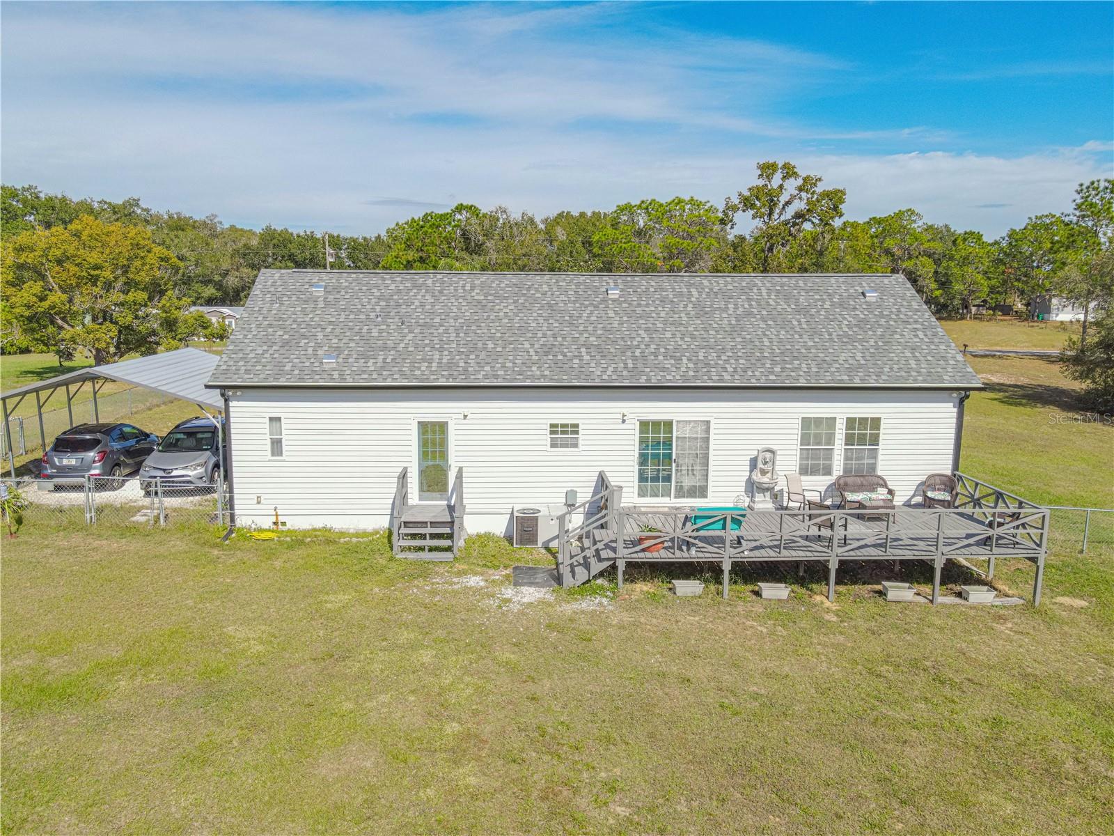 DERBY OAKS - Residential