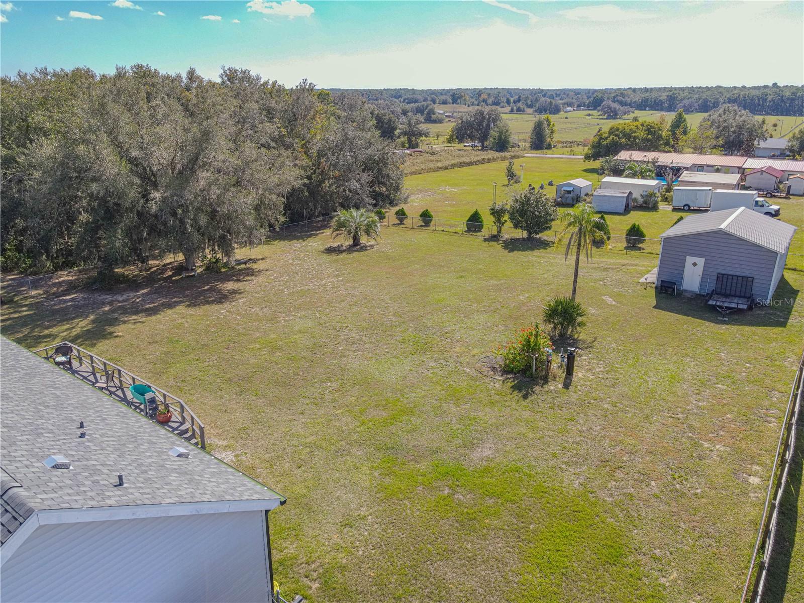 DERBY OAKS - Residential