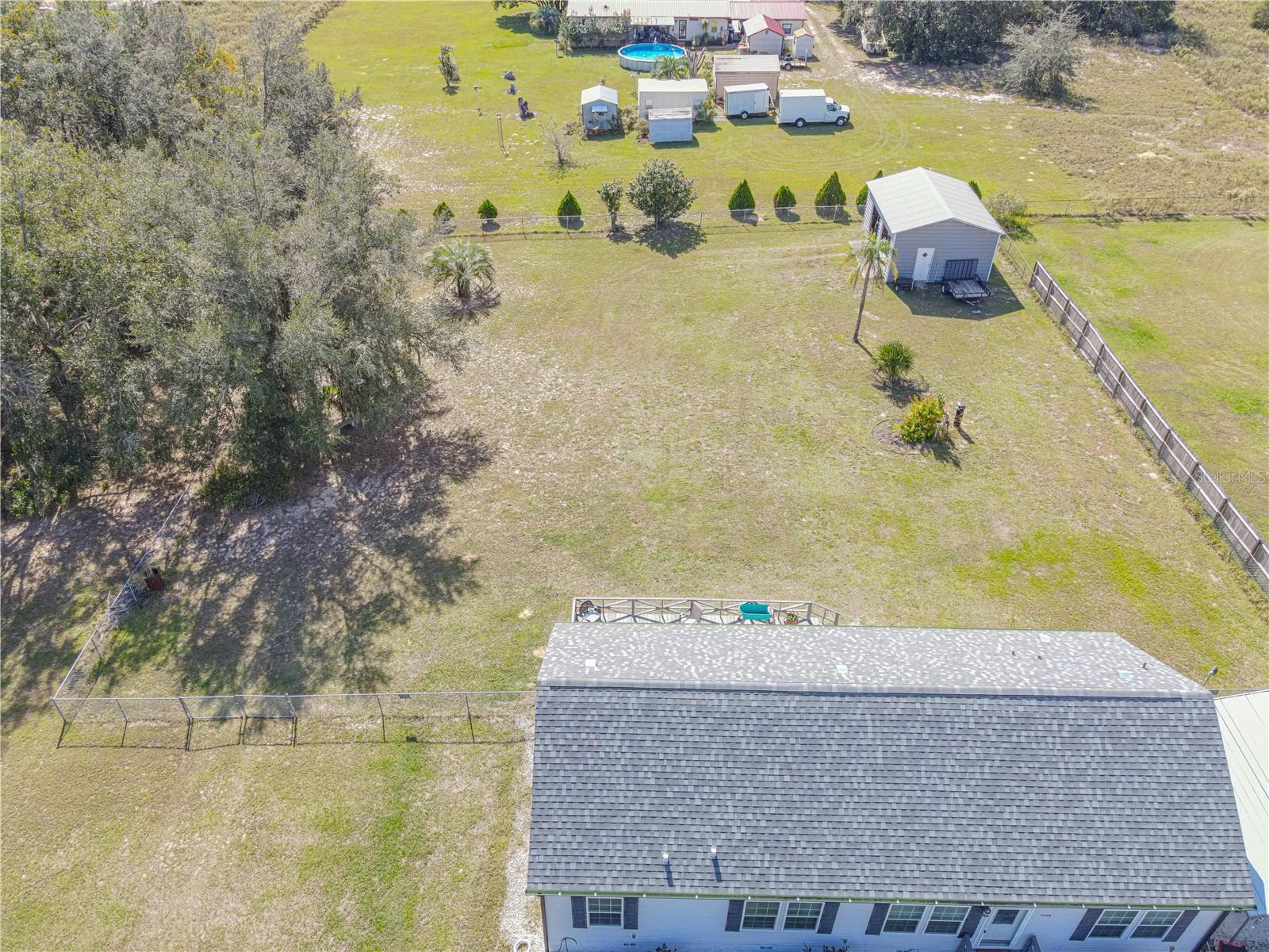 DERBY OAKS - Residential