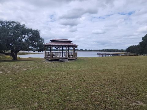 A home in DUNNELLON