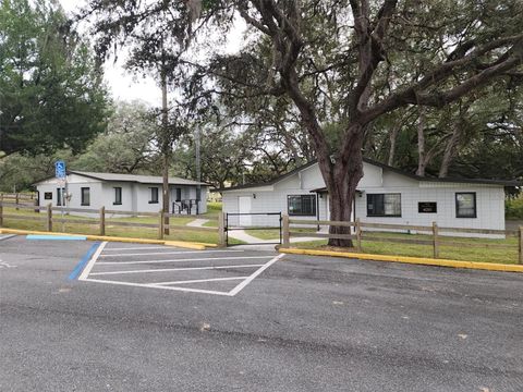 A home in DUNNELLON