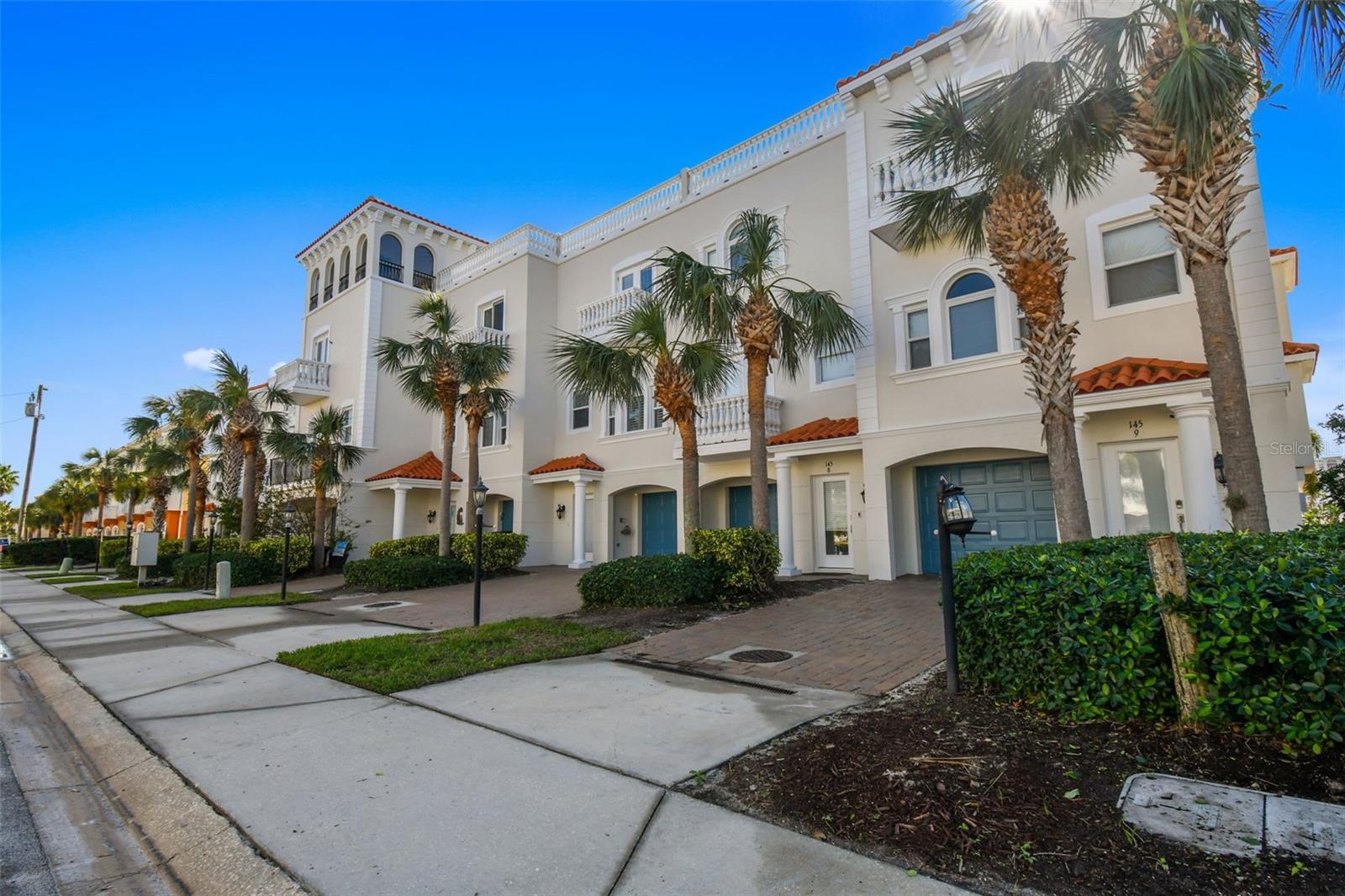 PARADISE COVE - Residential