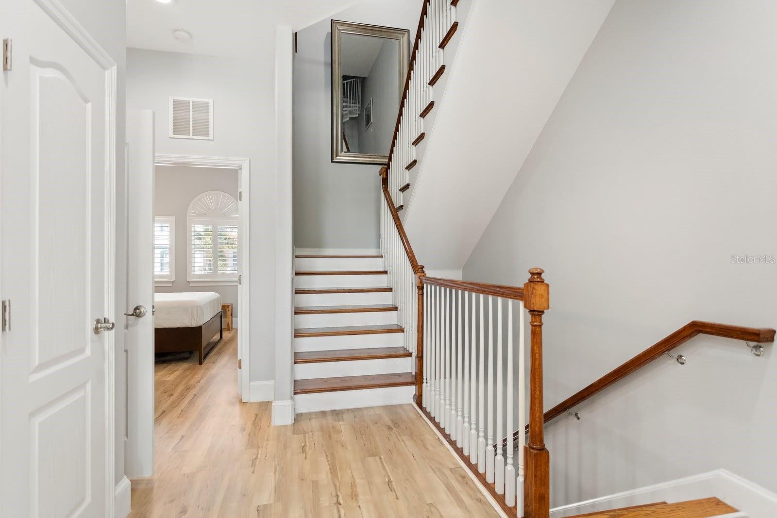 PARADISE COVE - Residential