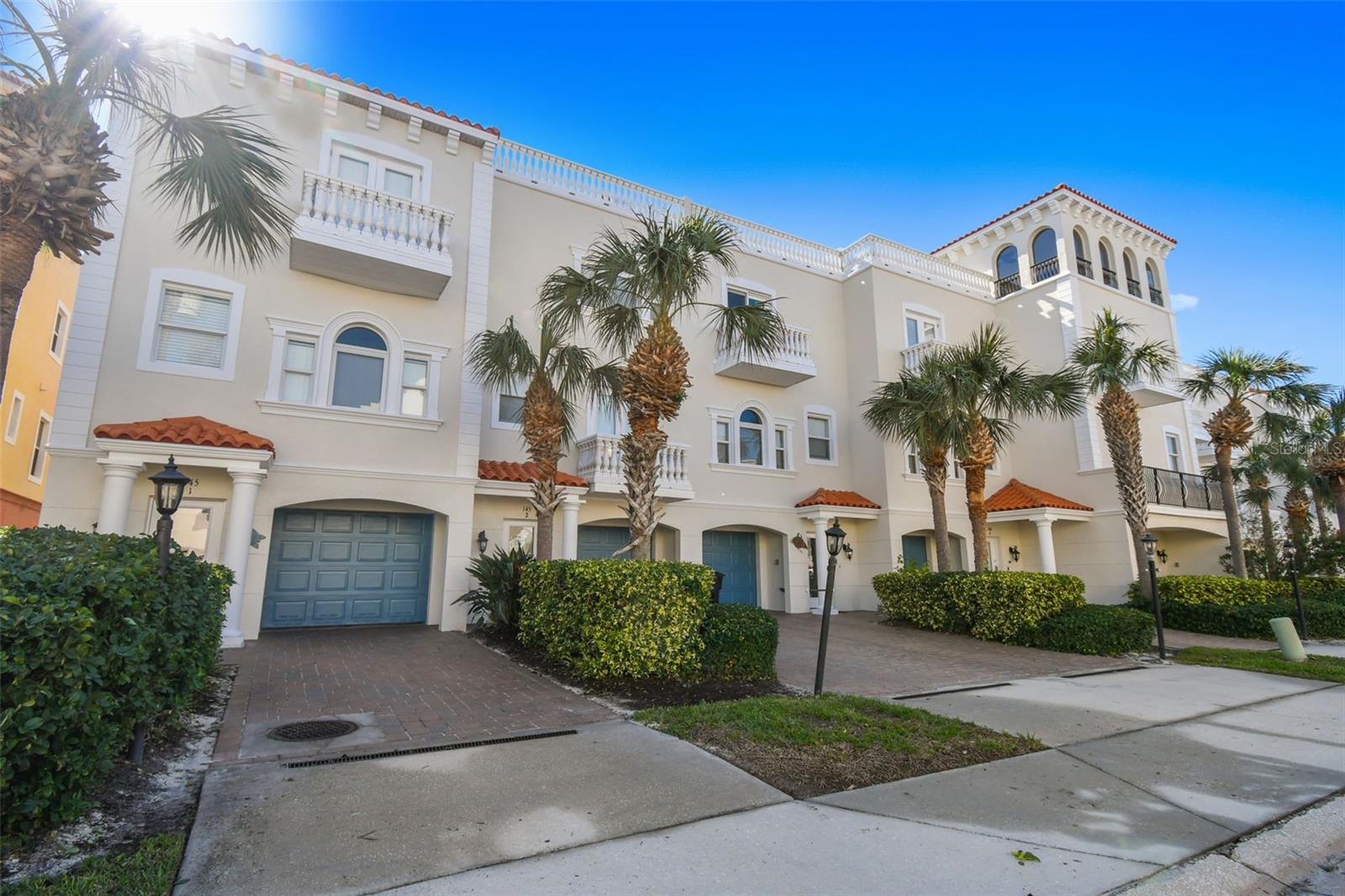 PARADISE COVE - Residential