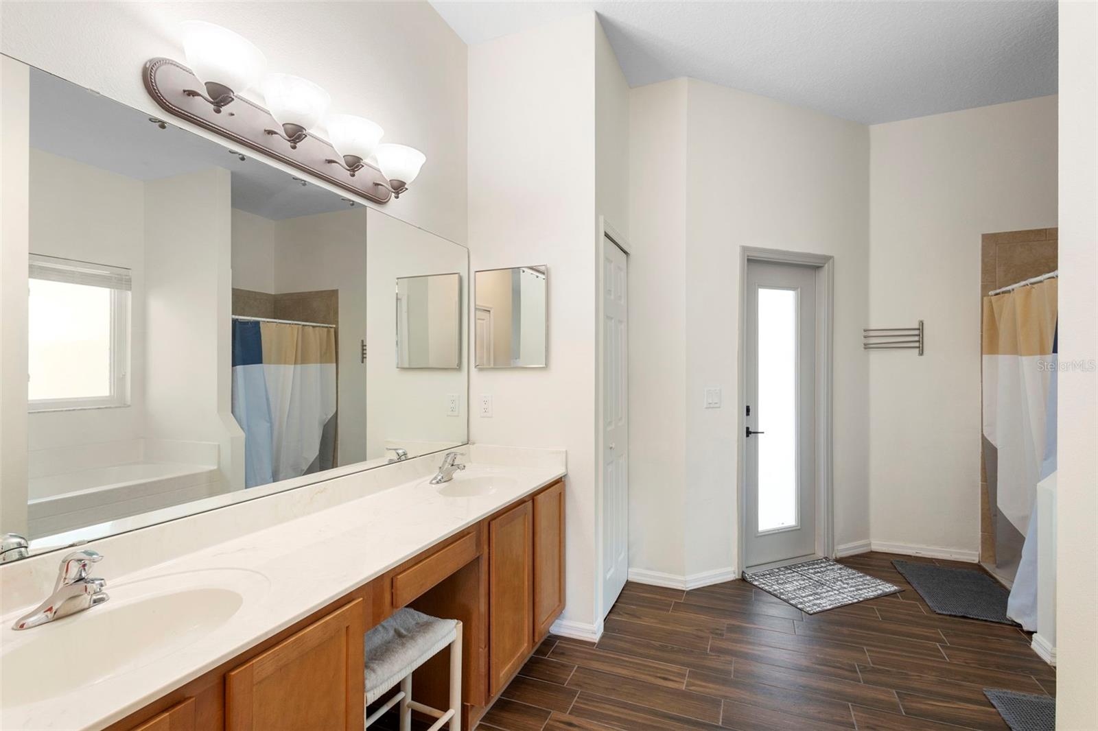 FOREST TRACE - Residential