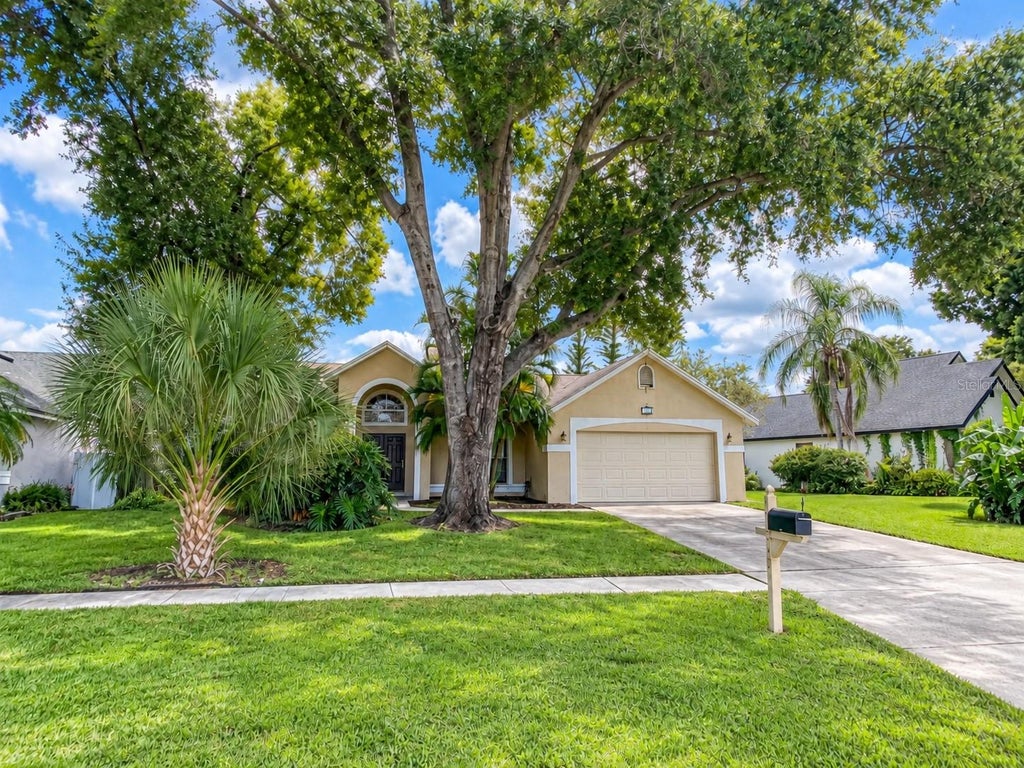 Photo of 1912 Elk Spring Drive, Brandon, FL 33511 (MLS # TB8549078)