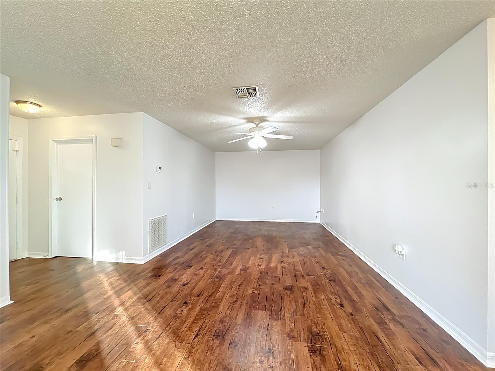 LEESBURG THE FERNERY SUB - Residential