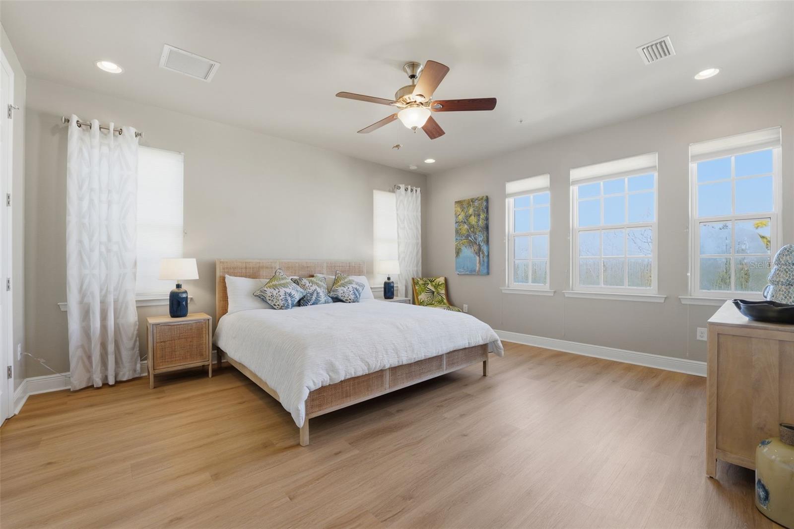 LANDINGS CORAL CRK - Residential