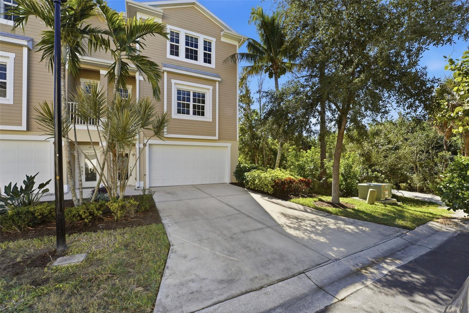 LANDINGS CORAL CRK - Residential