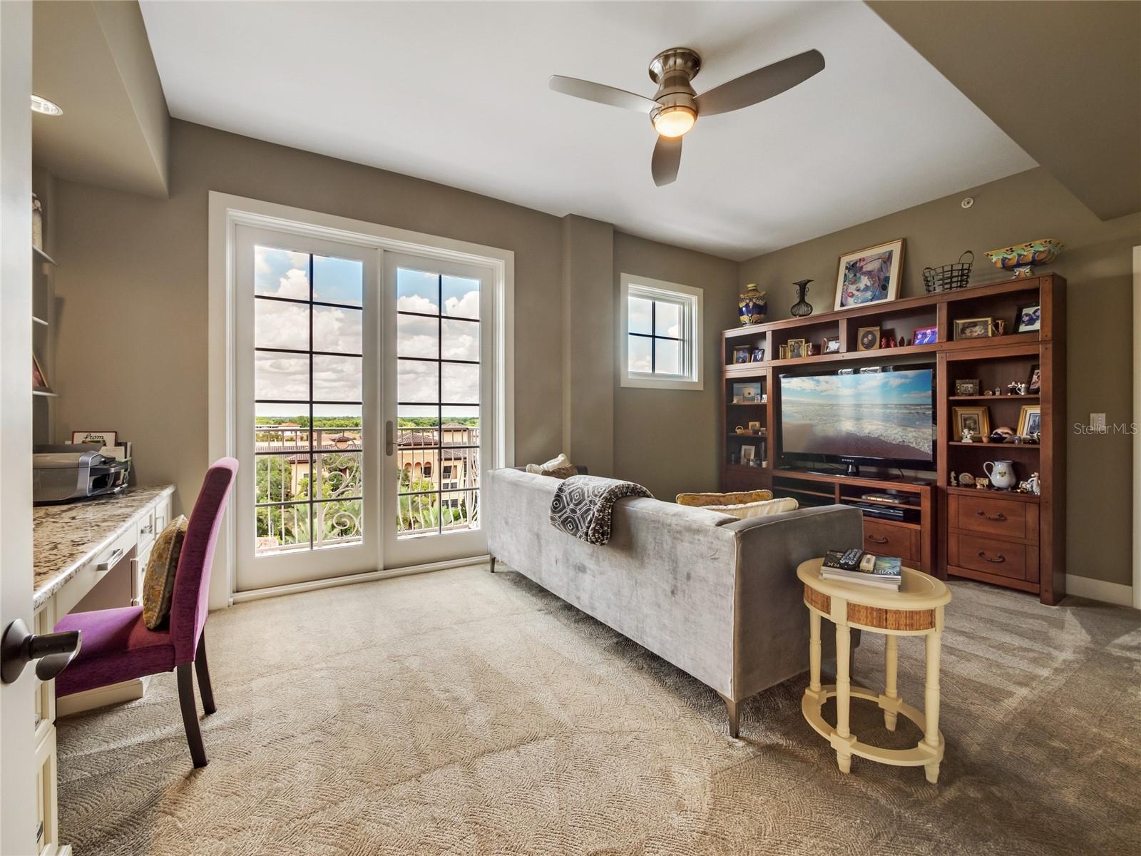 RESIDENCES CONDO - Residential