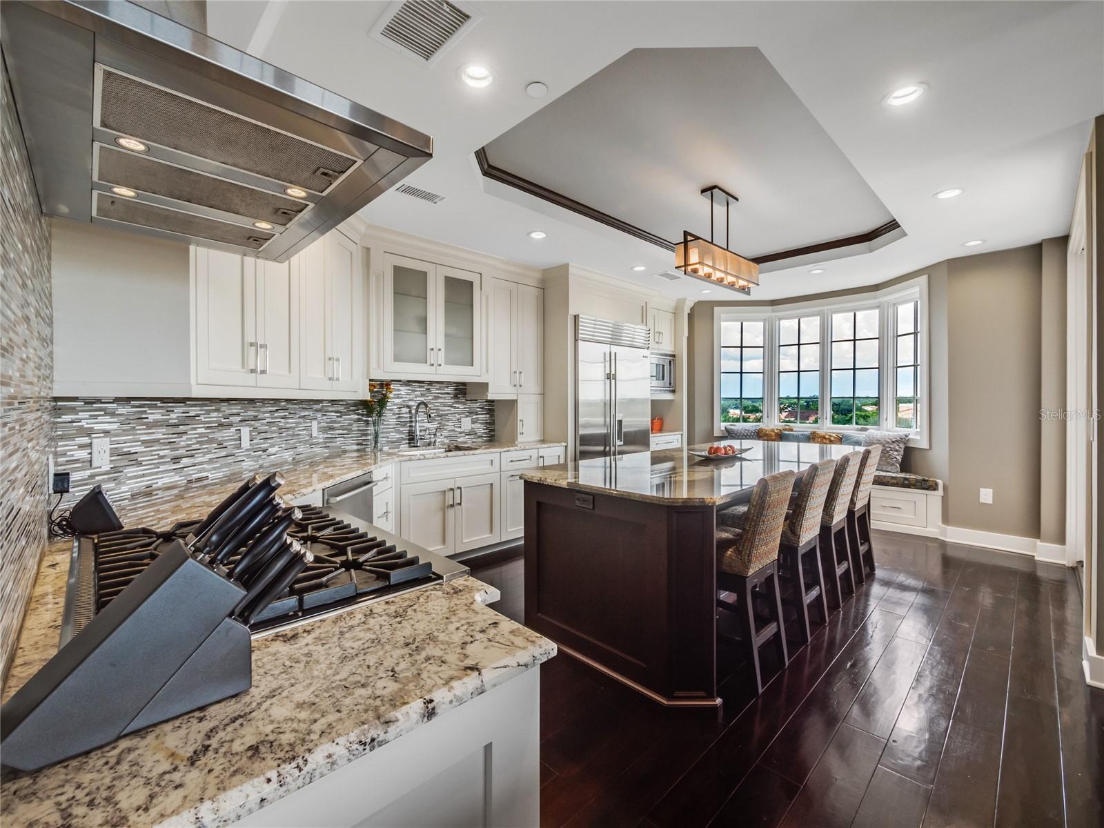 RESIDENCES CONDO - Residential