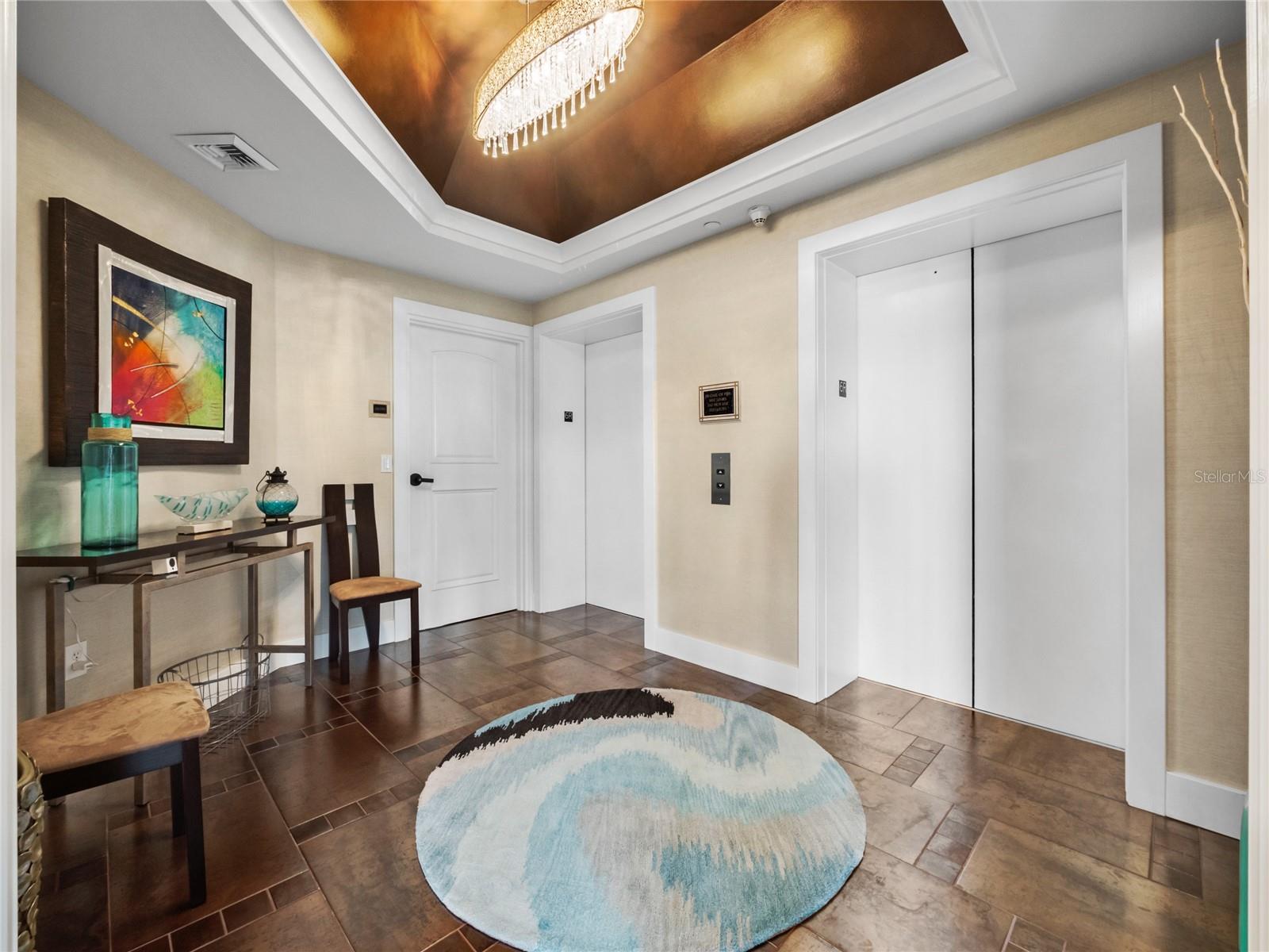 RESIDENCES CONDO - Residential