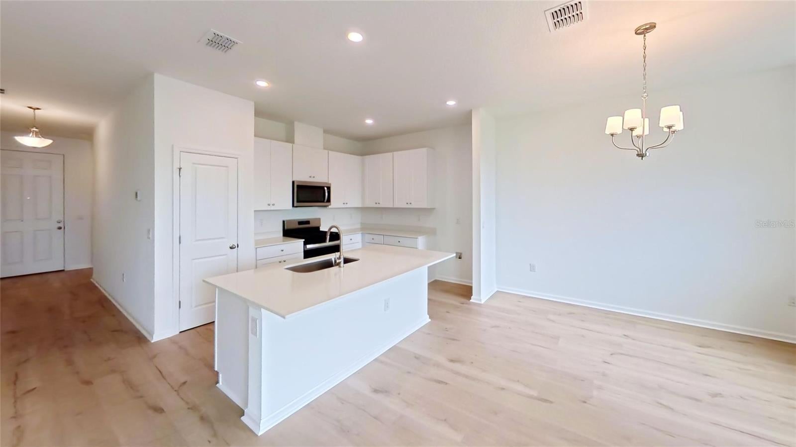 6205 SANDERS GROVE CIRCLE