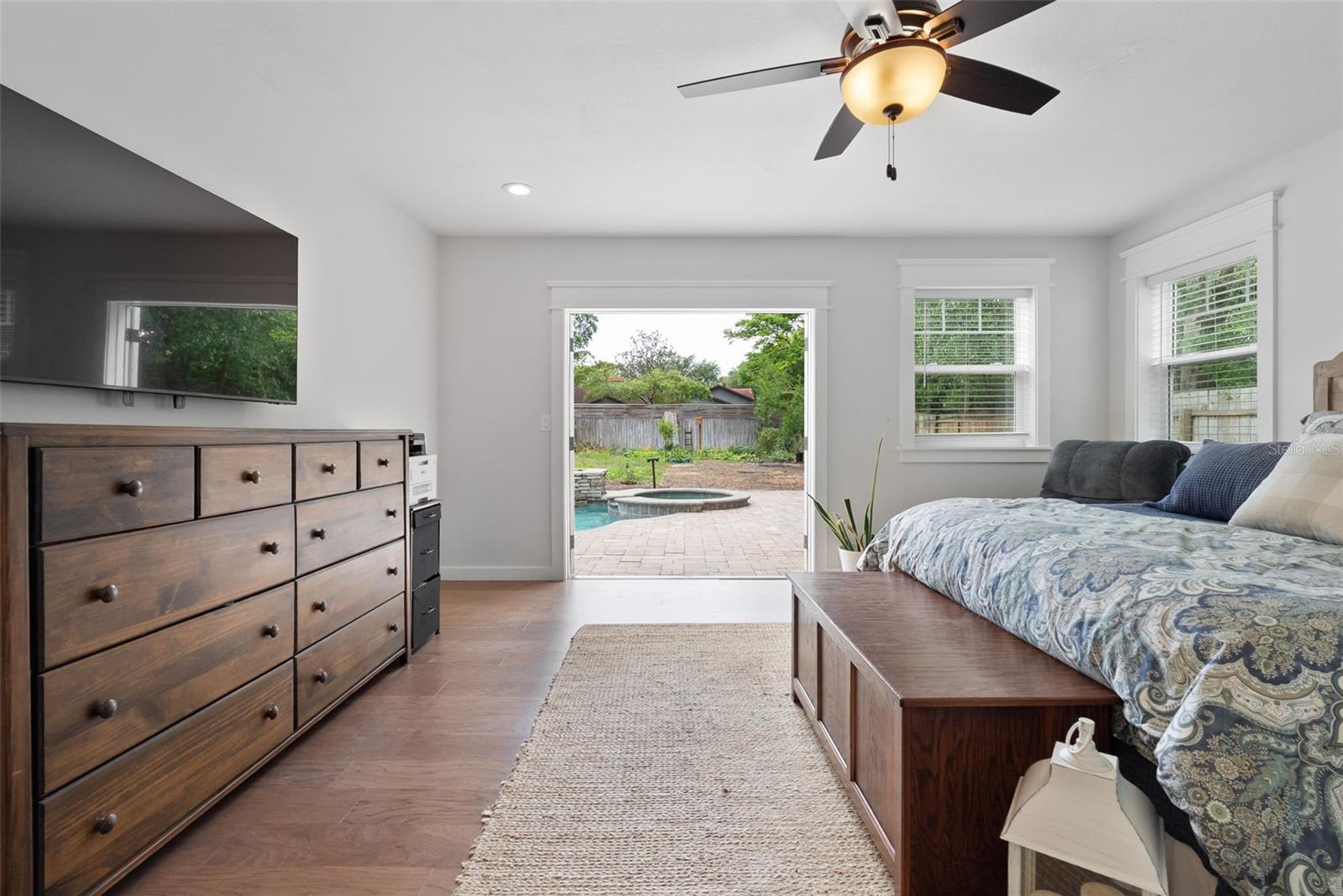 SHADOW BAY SPGS - Residential