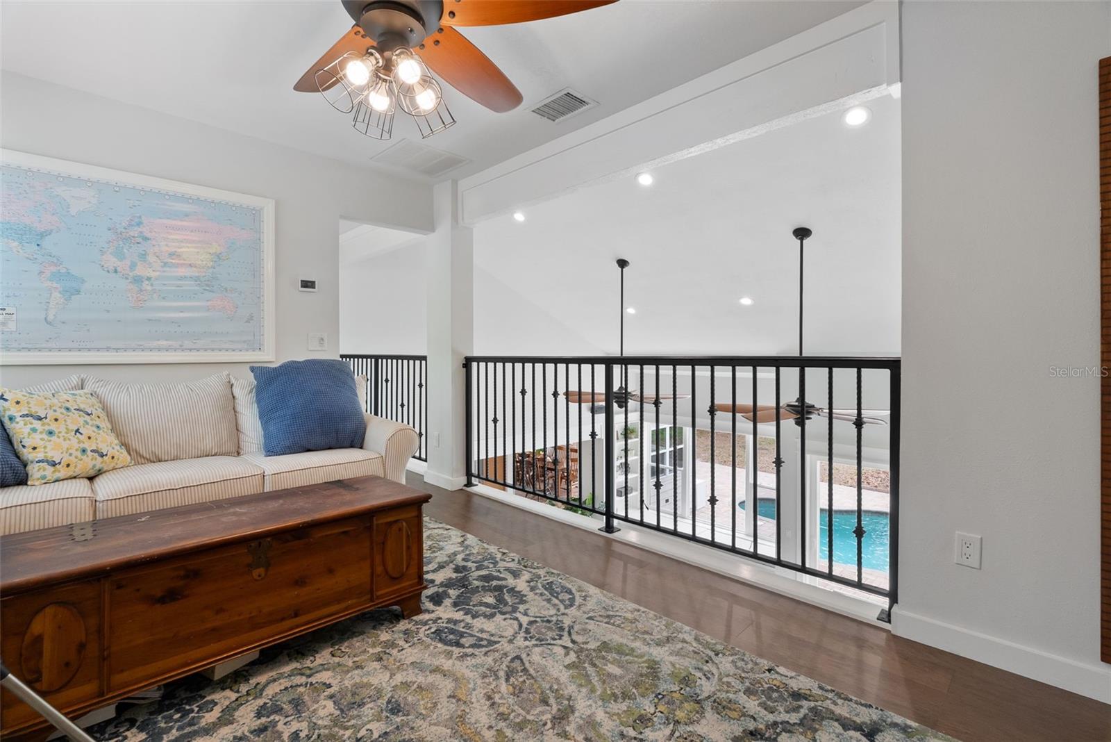 SHADOW BAY SPGS - Residential