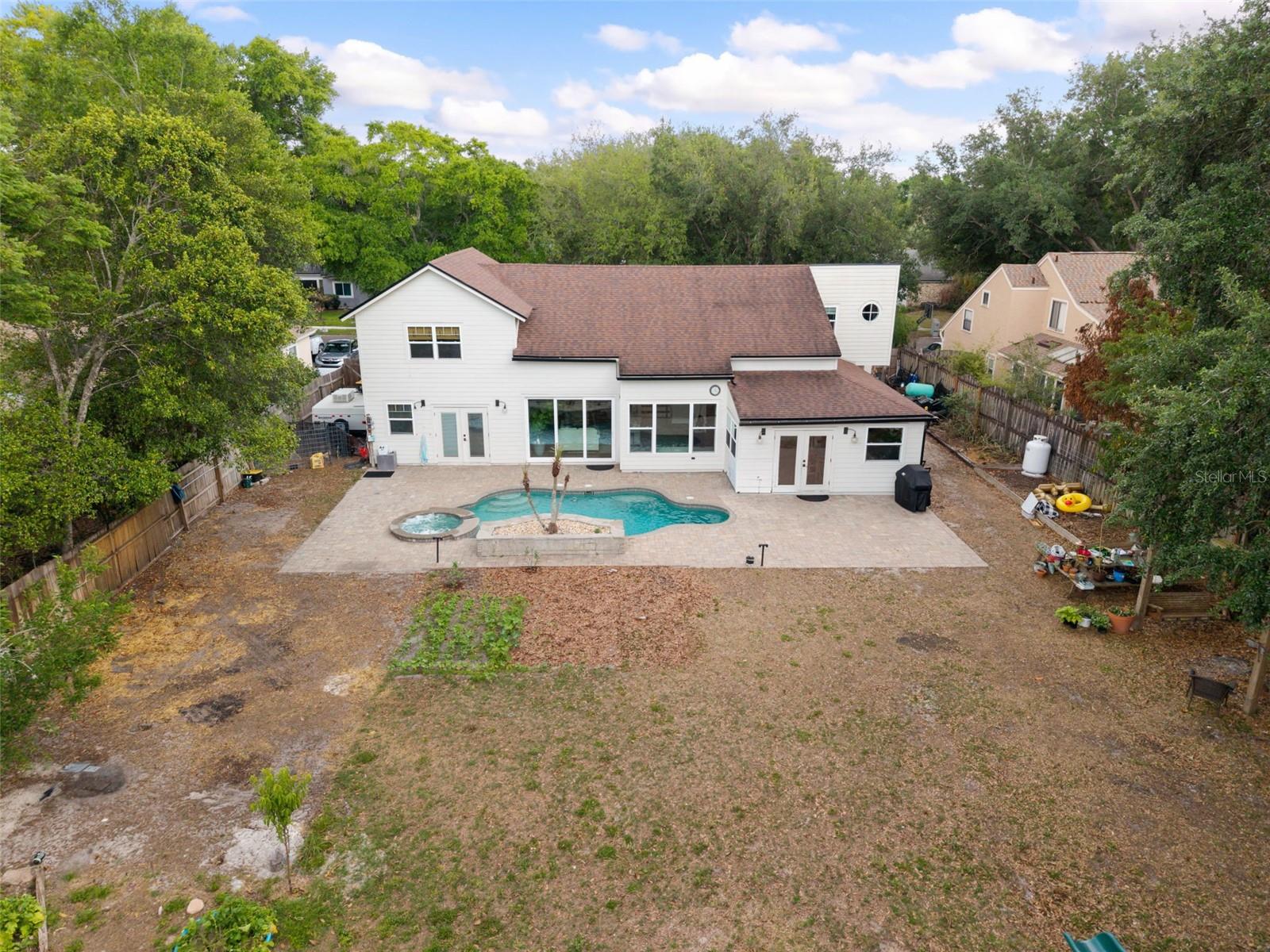 SHADOW BAY SPGS - Residential