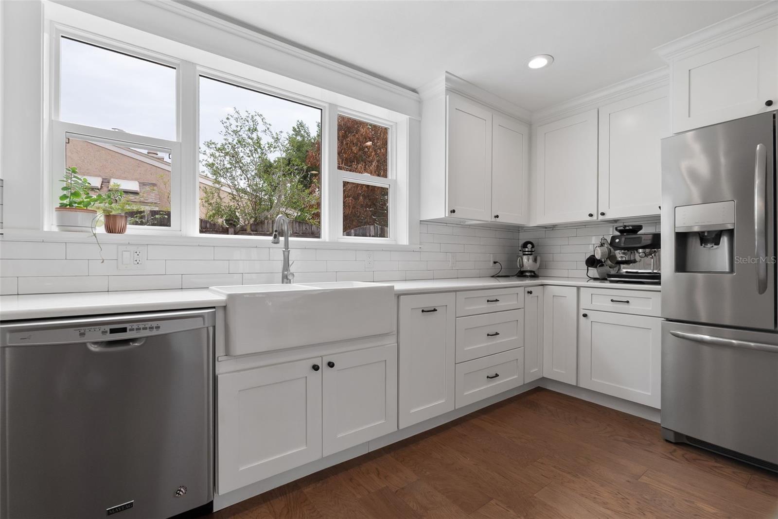 SHADOW BAY SPGS - Residential