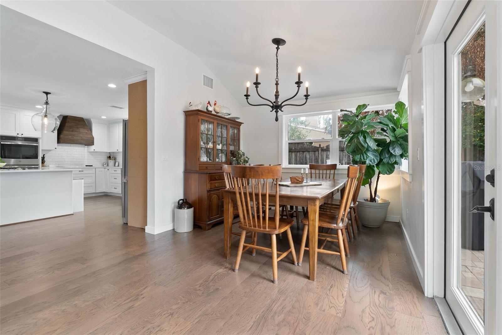 SHADOW BAY SPGS - Residential