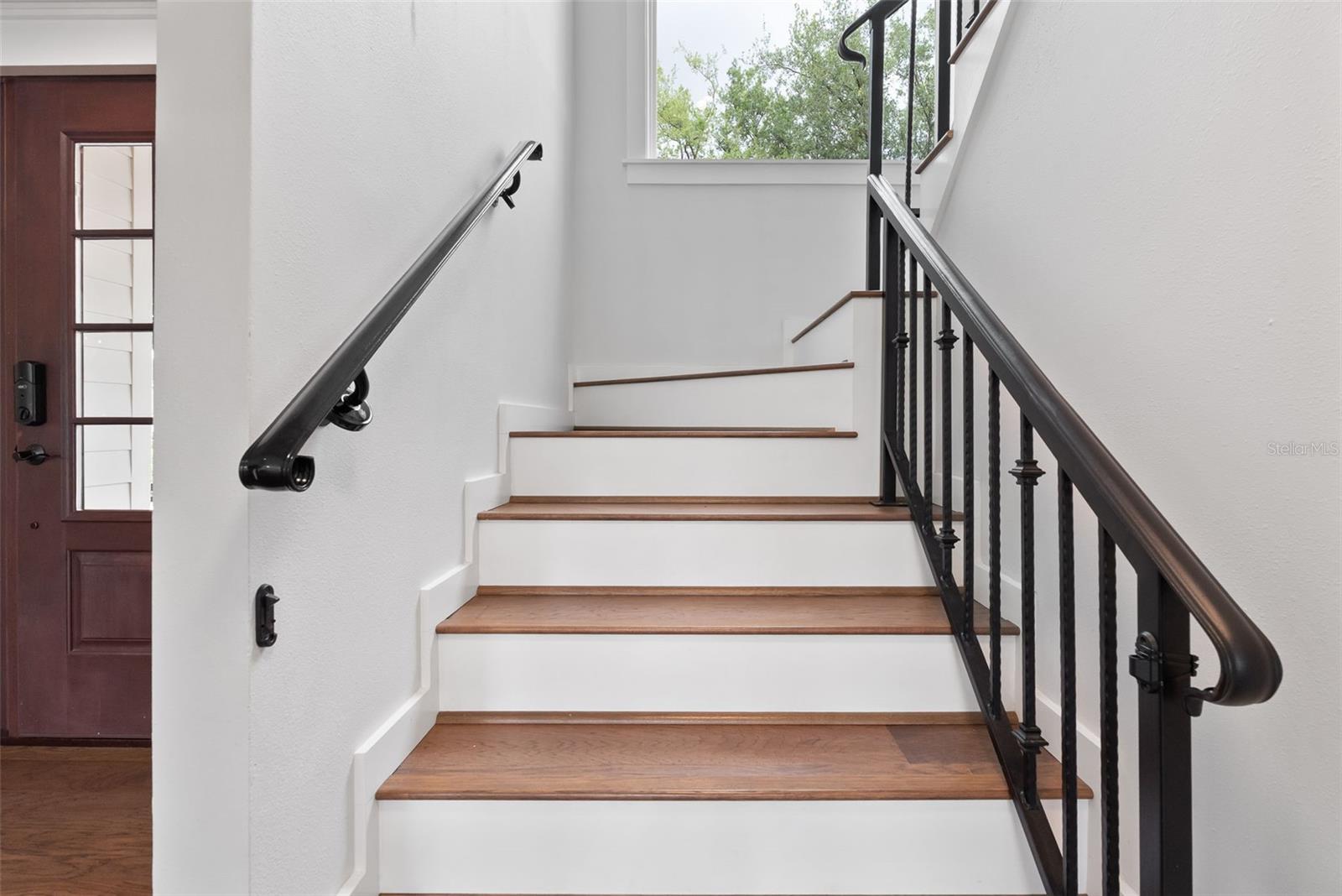 SHADOW BAY SPGS - Residential