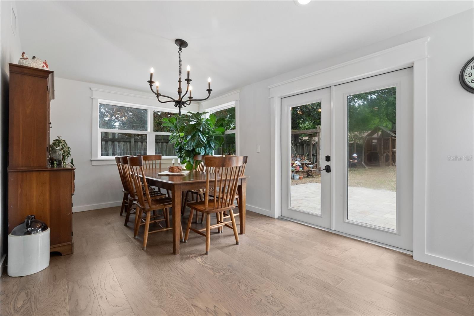 SHADOW BAY SPGS - Residential