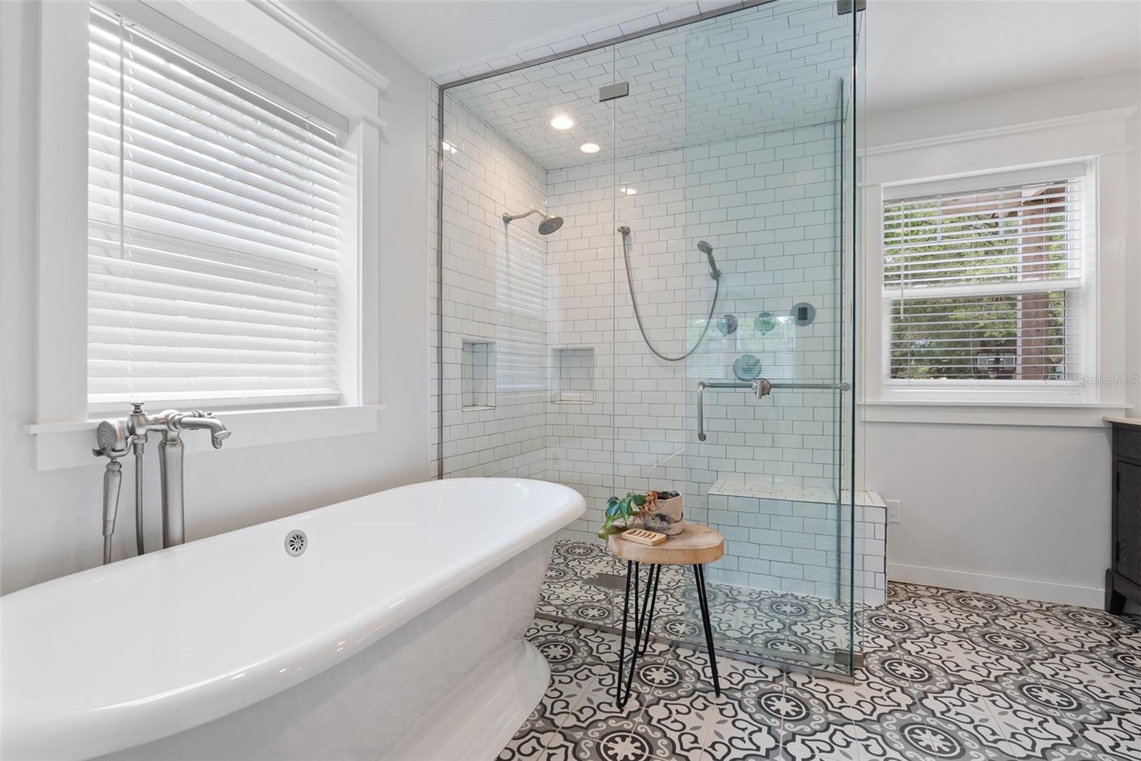 SHADOW BAY SPGS - Residential