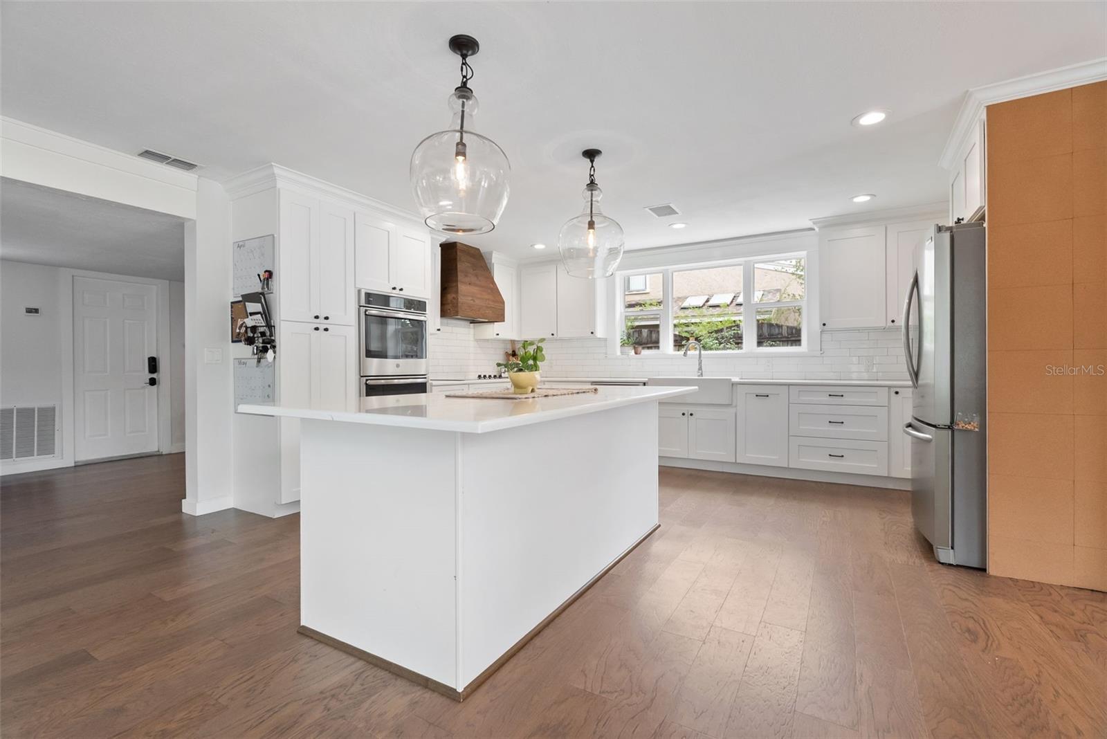 SHADOW BAY SPGS - Residential