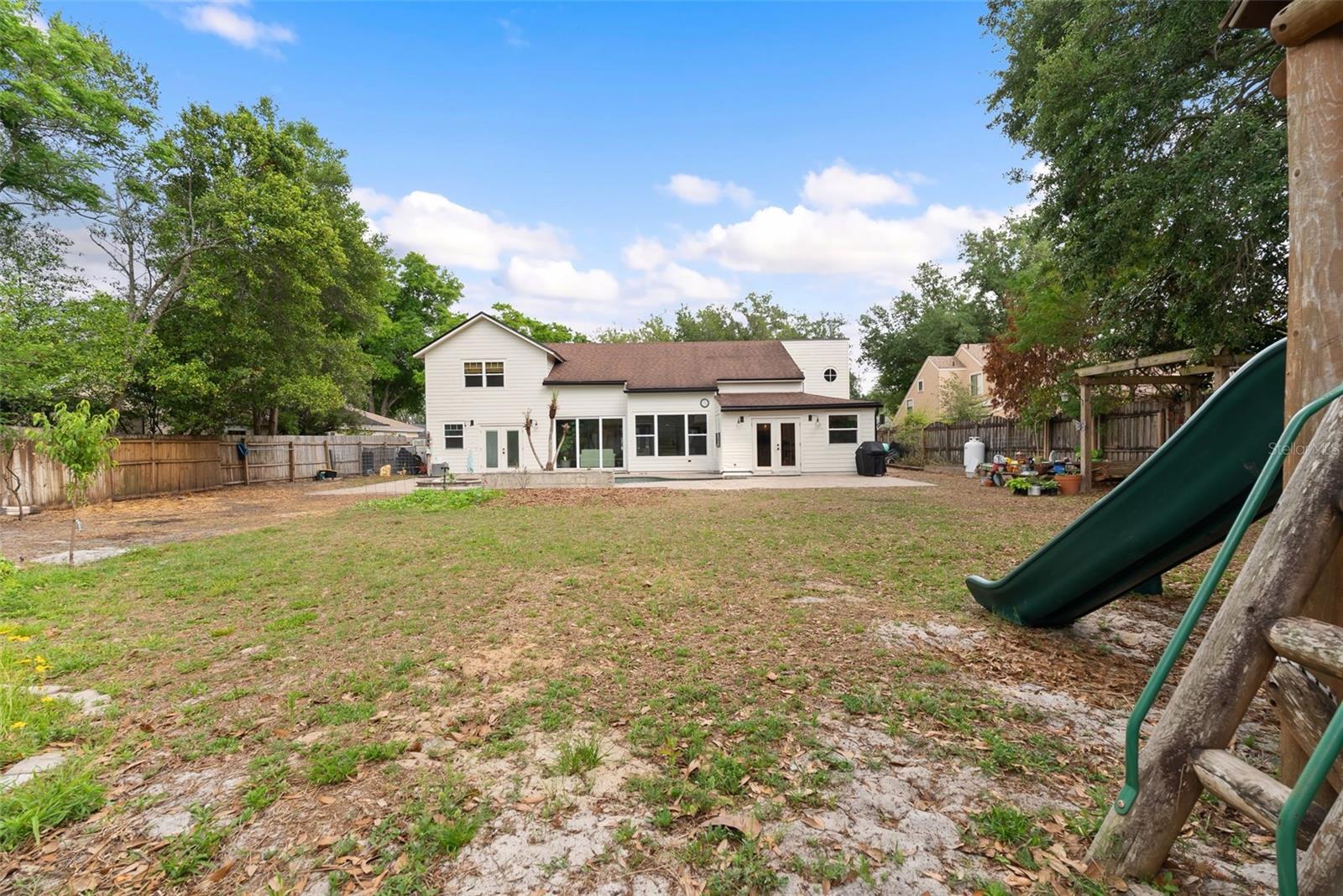 SHADOW BAY SPGS - Residential