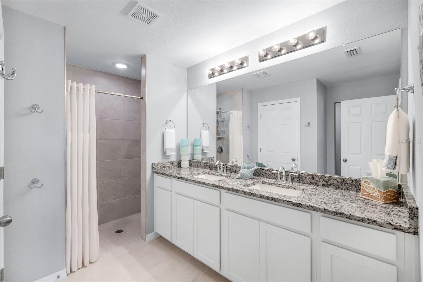 PUNTA GORDA ISLES SEC 16 - Residential