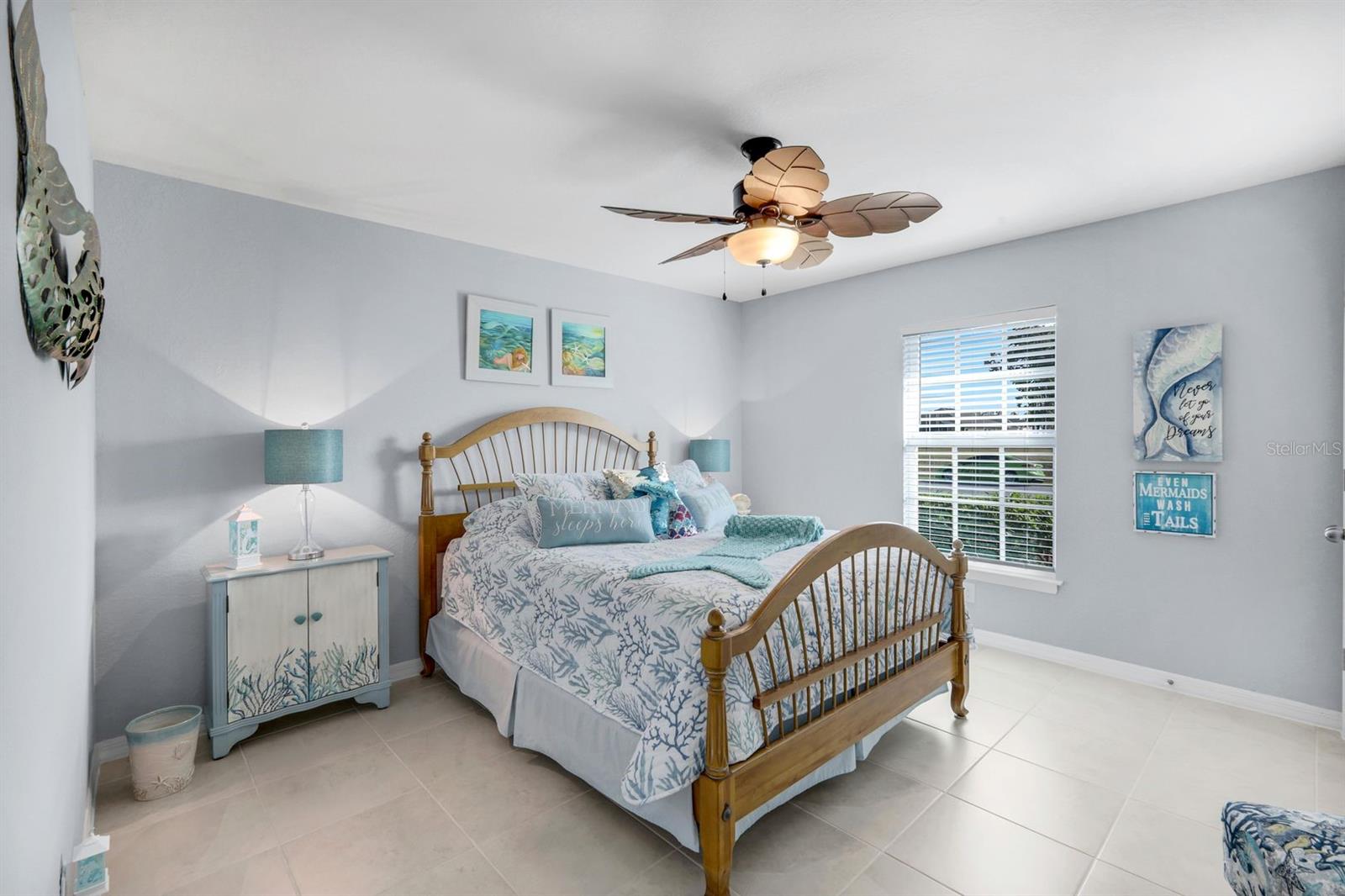 PUNTA GORDA ISLES SEC 16 - Residential