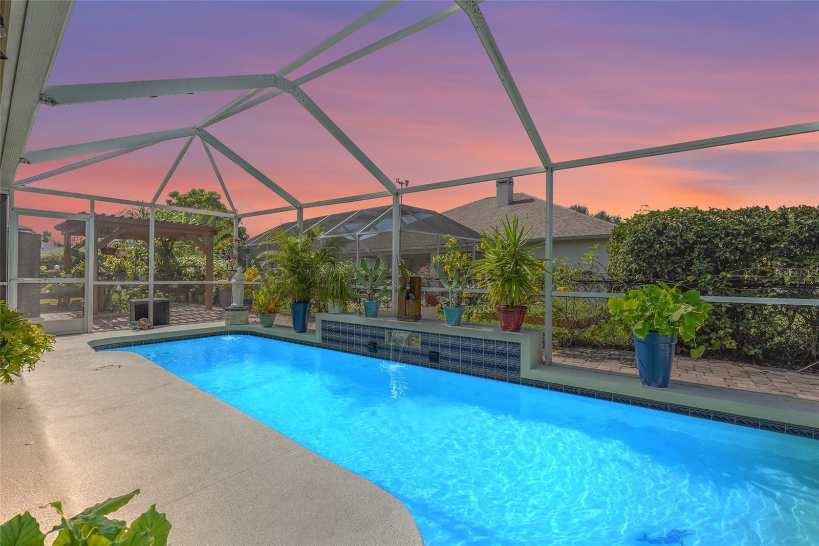BRIARWOOD - Residential