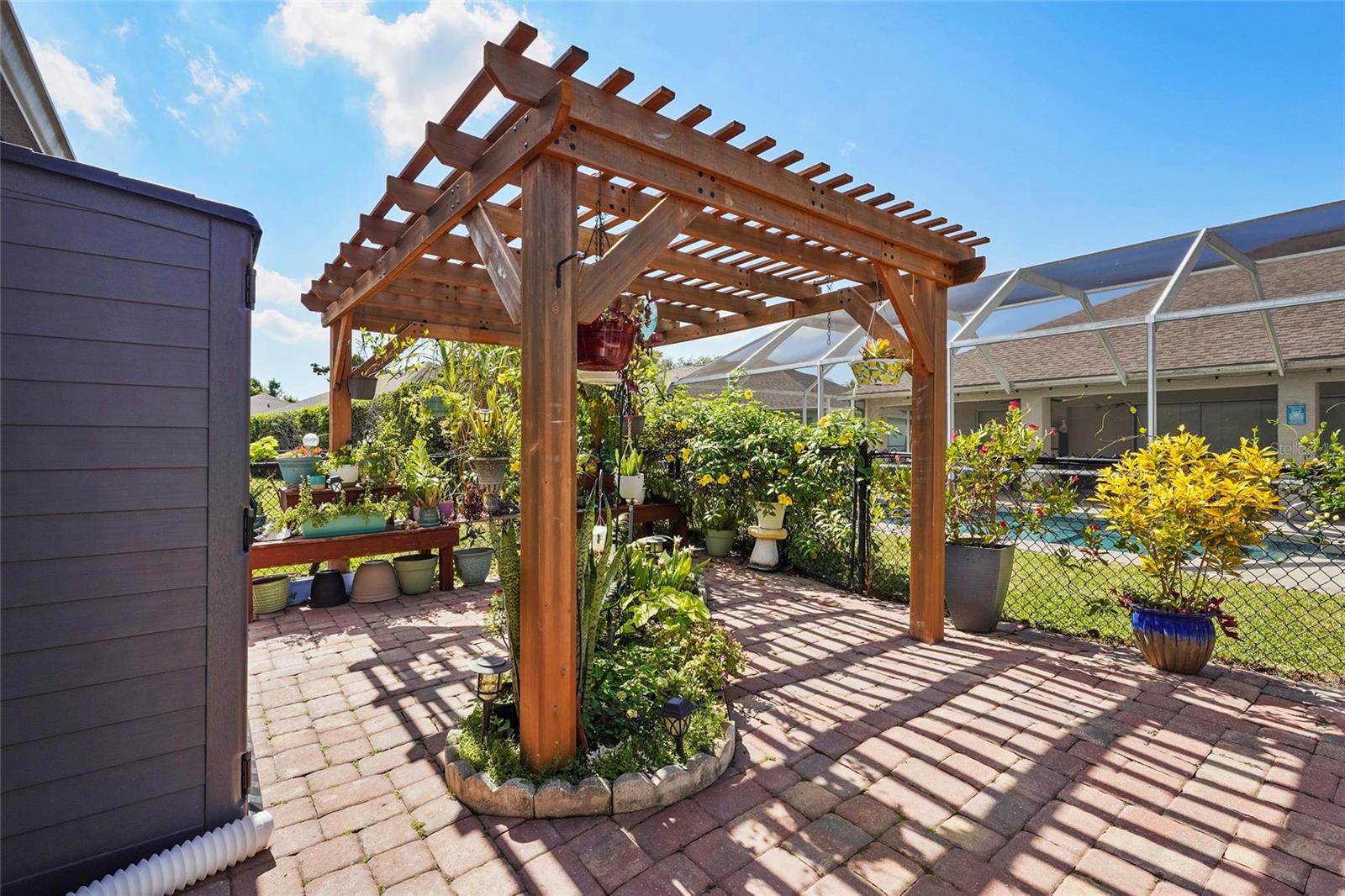 BRIARWOOD - Residential