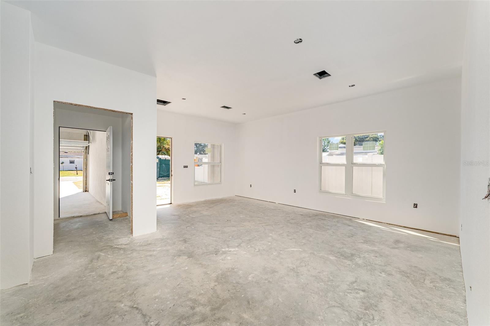 COUNTRY CLUB ESTATE SUB - Residential