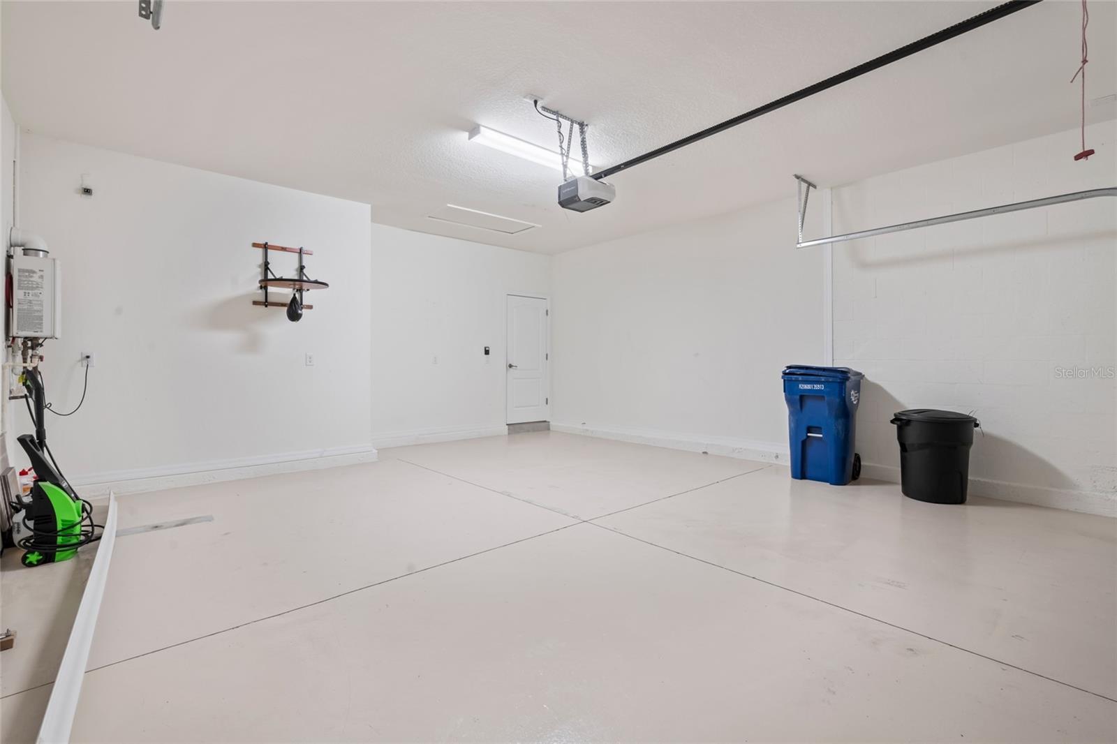 ROSEDALE ADD PH I - Residential Lease