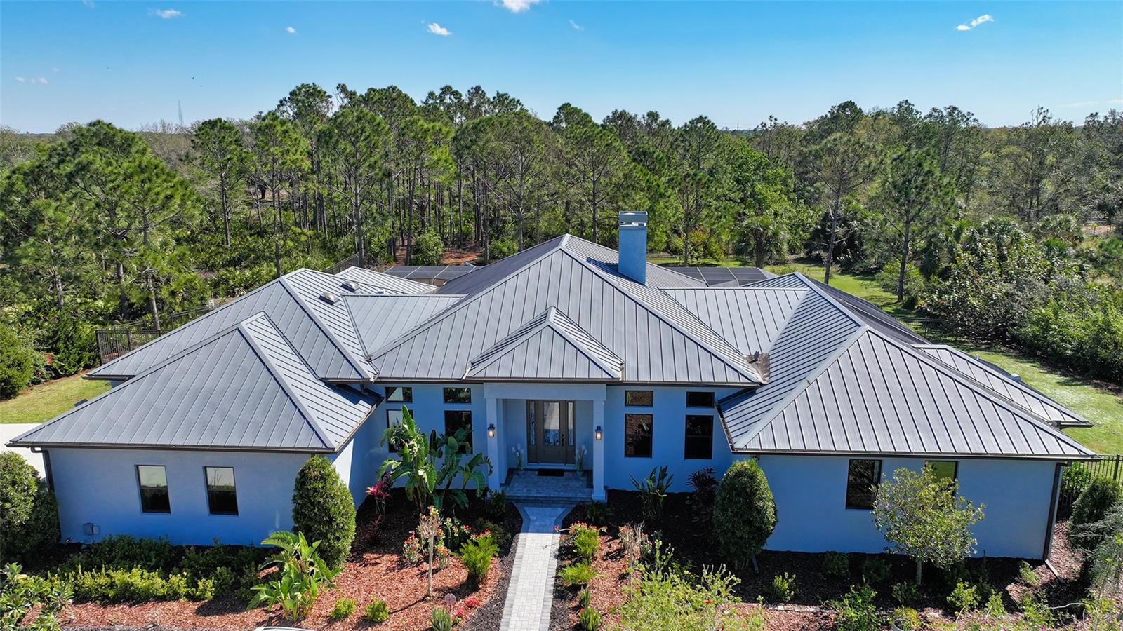SADDLE CREEK - Residential