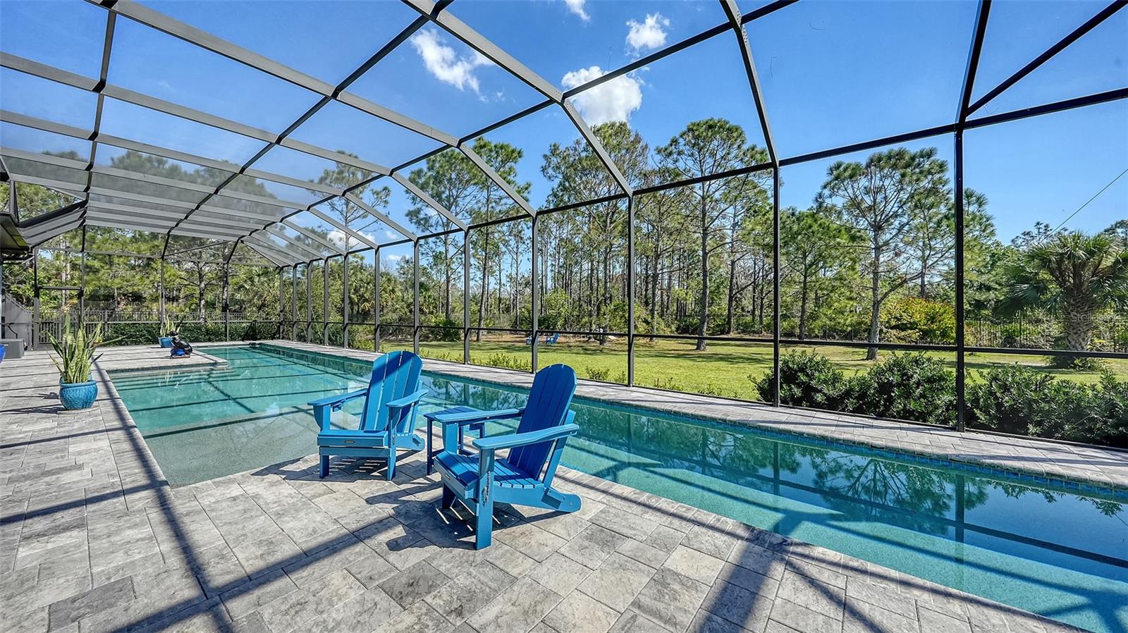 SADDLE CREEK - Residential