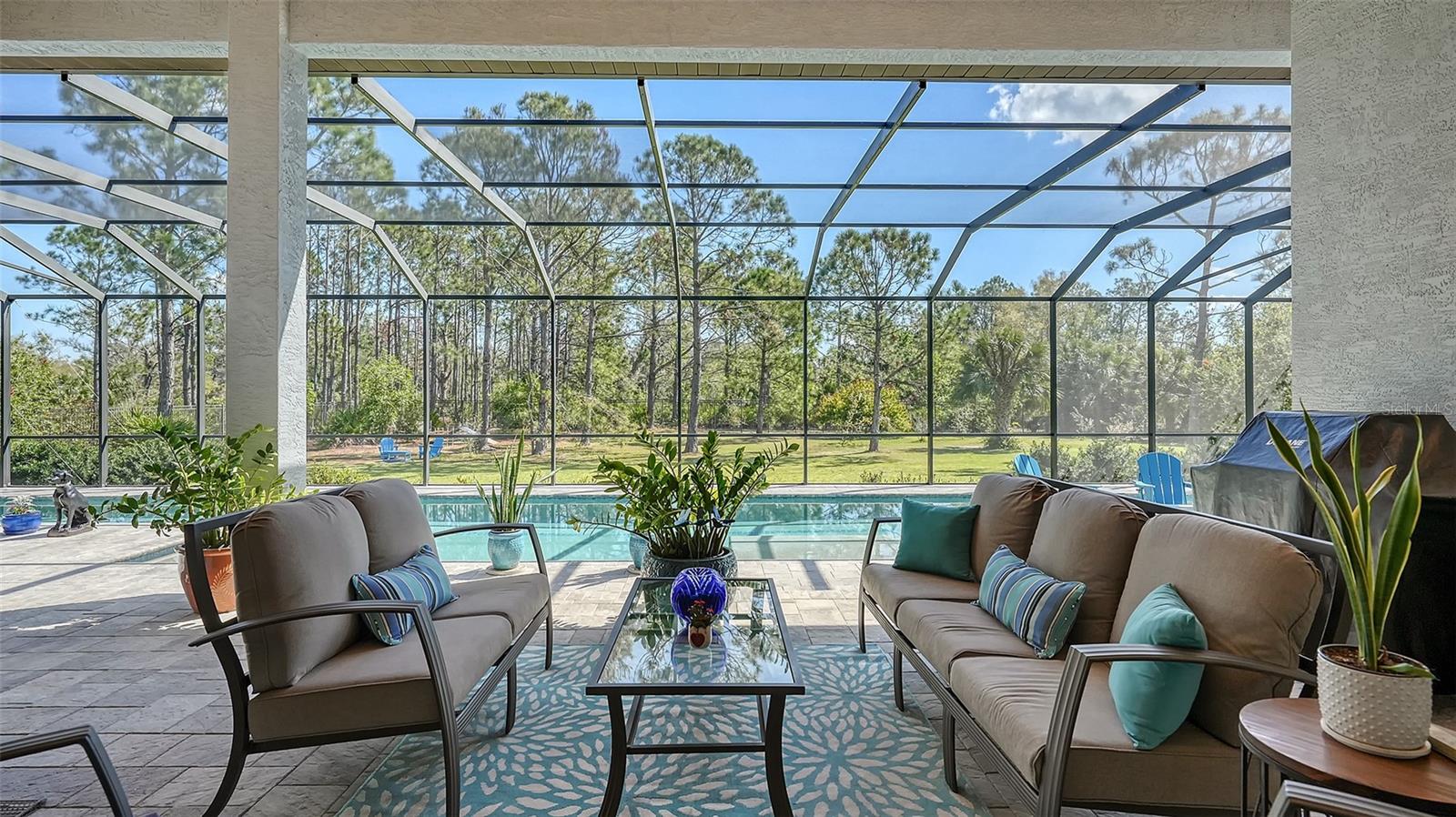 SADDLE CREEK - Residential