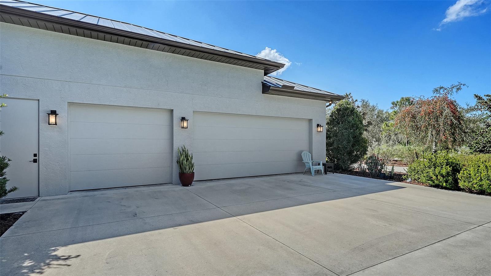 SADDLE CREEK - Residential